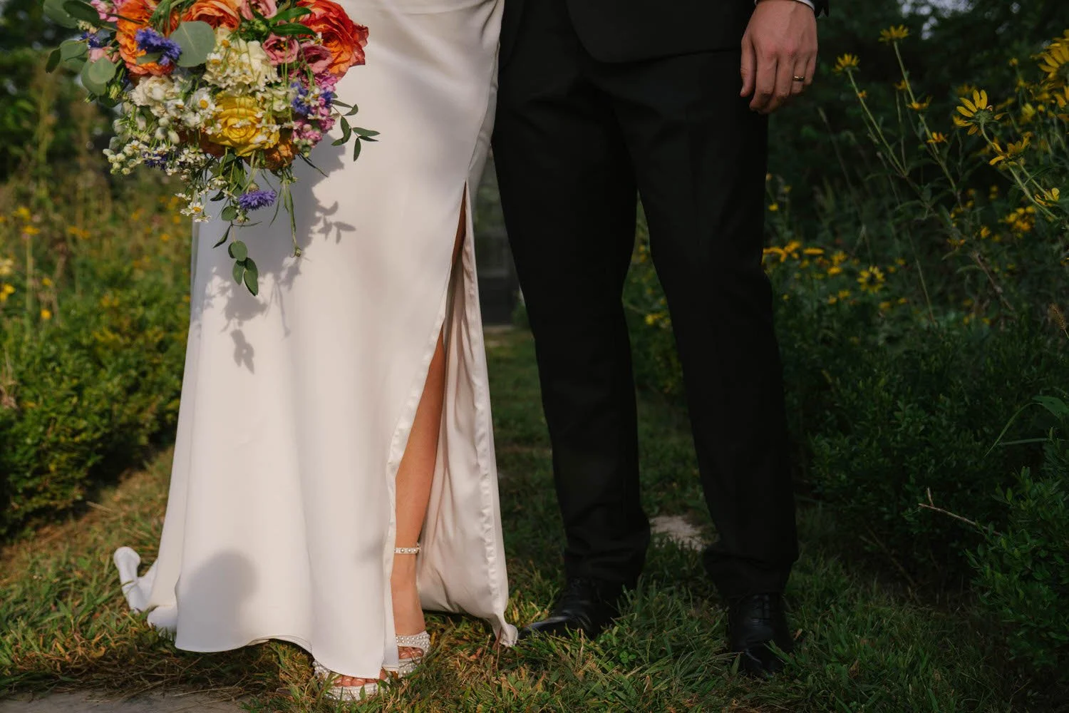 lauryn-trent-elopement-iris-aisle-winterset-iowa-raelyn-ramey-photography-268.jpg