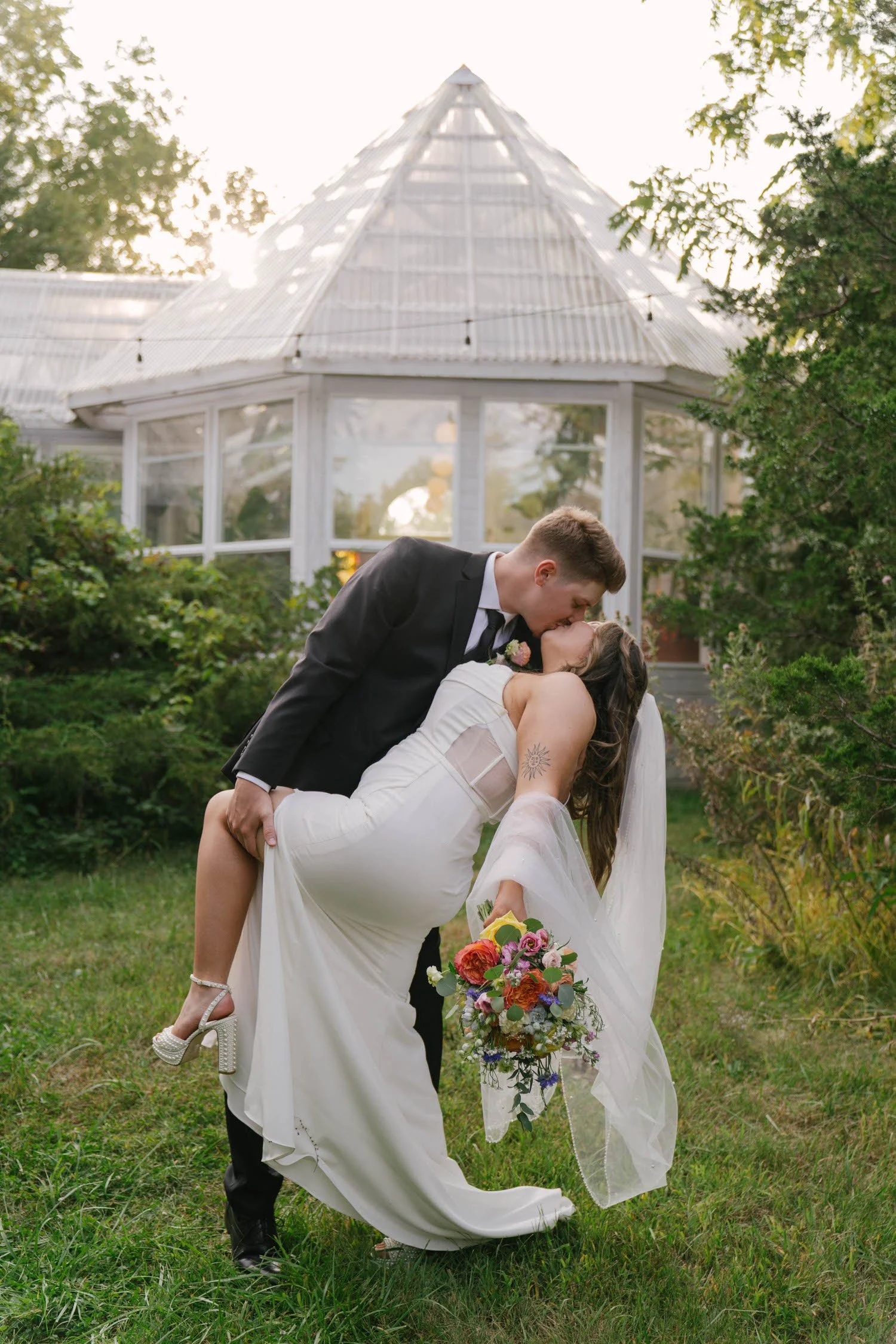 lauryn-trent-elopement-iris-aisle-winterset-iowa-raelyn-ramey-photography-351.jpg