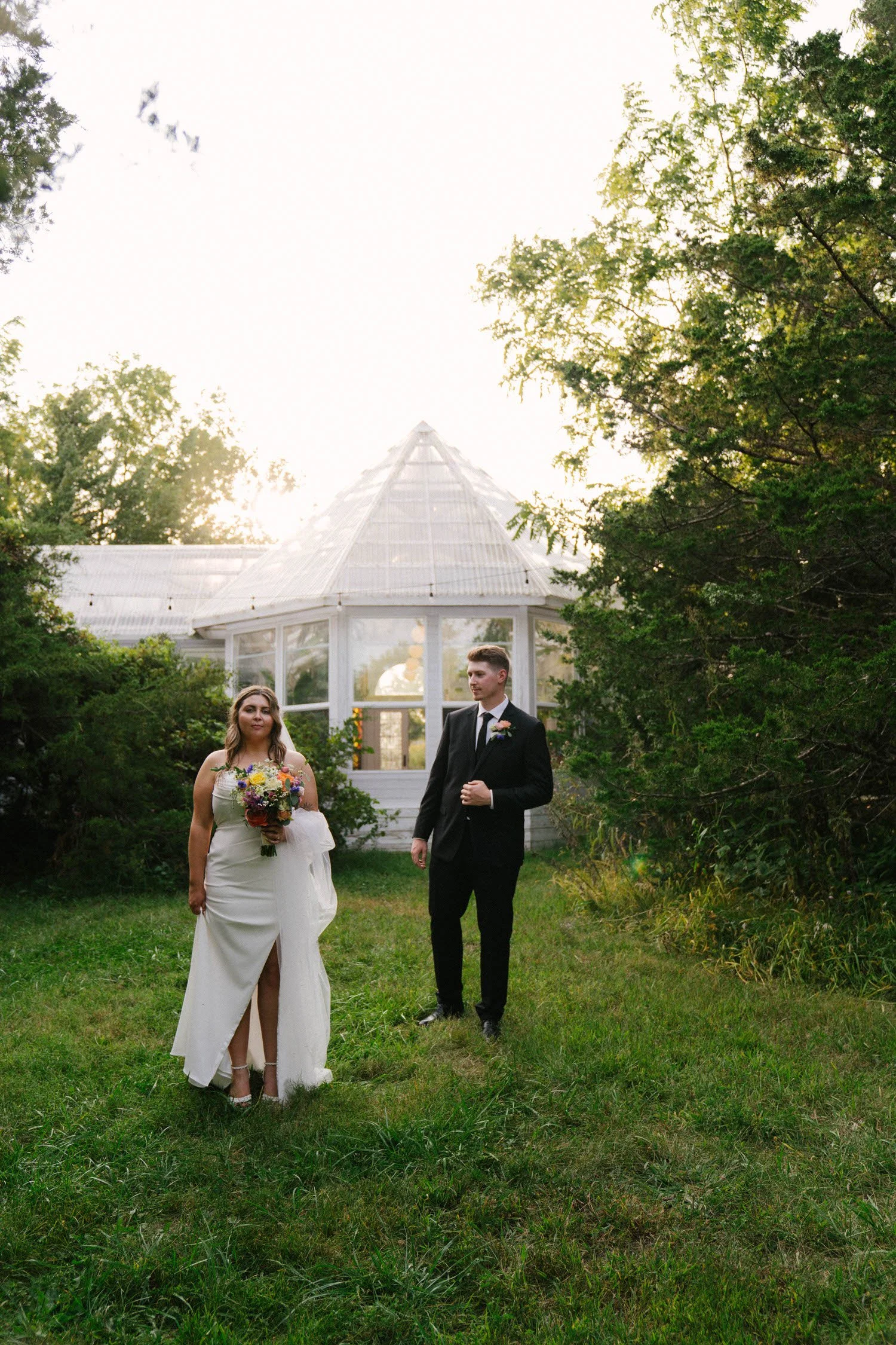 lauryn-trent-elopement-iris-aisle-winterset-iowa-raelyn-ramey-photography-361.jpg