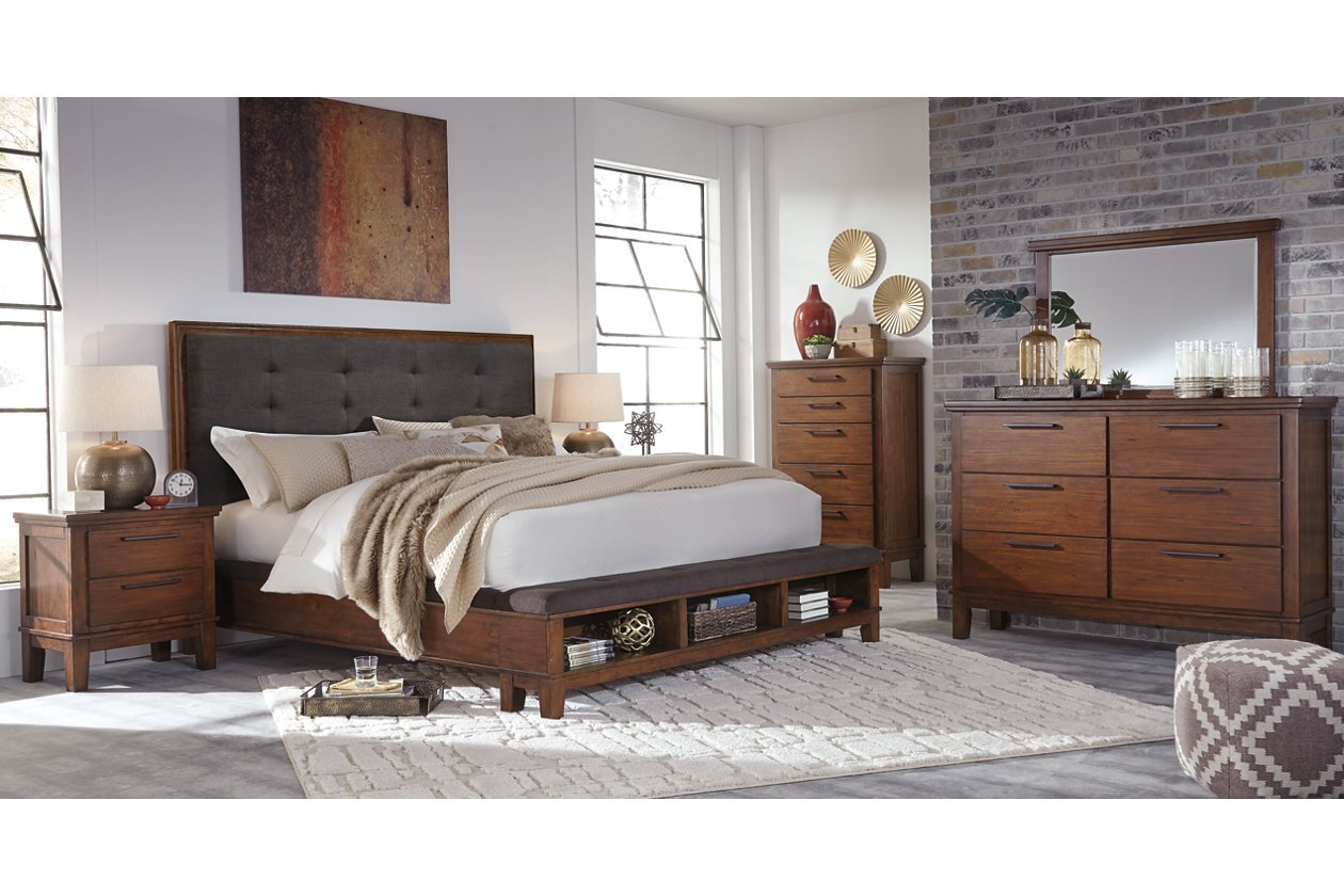 ashley ralene 7 piece queen bedroom furniture set
