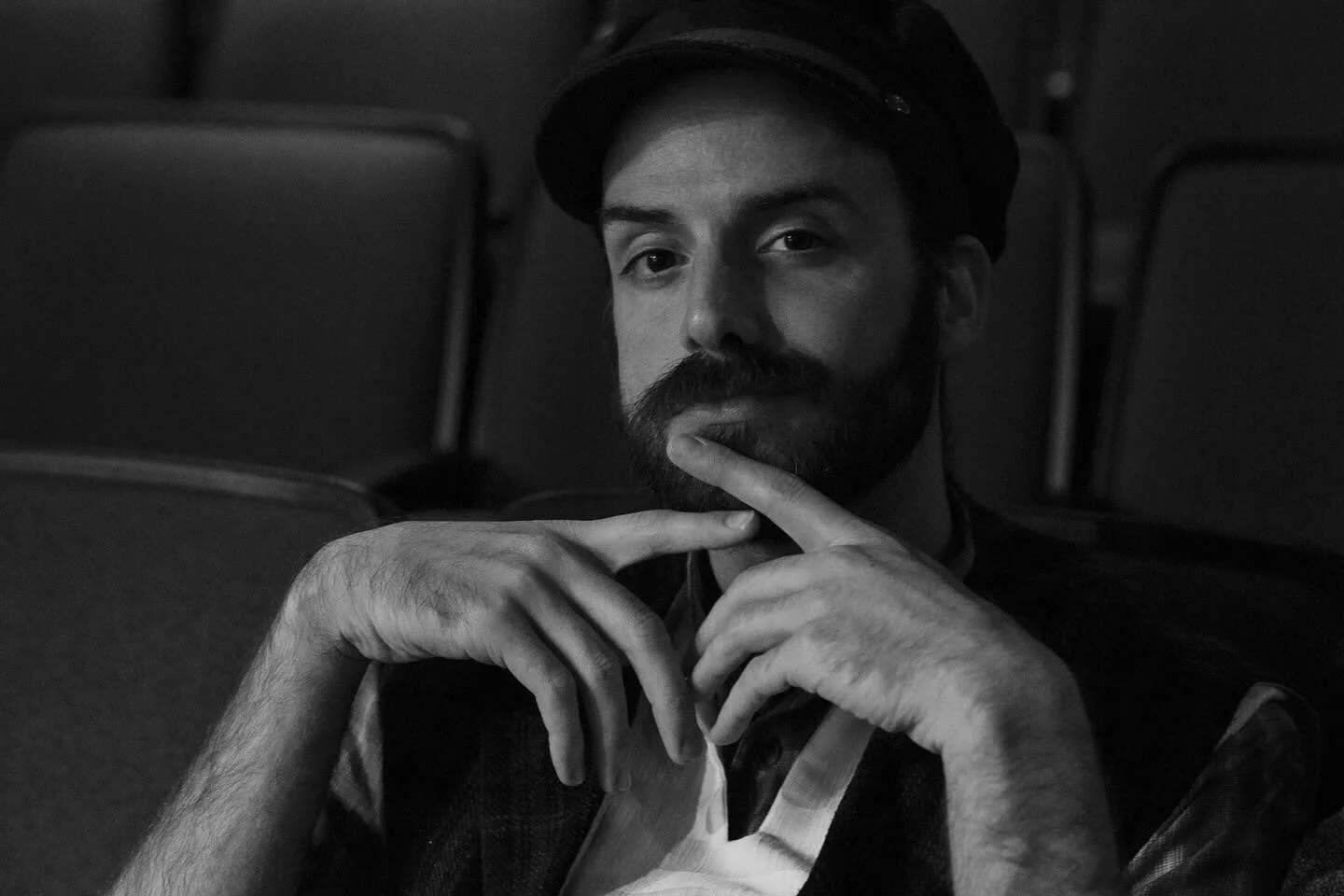 Looking at Week Three of Fiddler @firesidetheatre 
&bull;
&bull;
&bull;
&bull;
&bull;
📸: @raquelnfernandez 
🎨: @idarsha 
&bull;
&bull;
&bull;
#actor #fiddlerontheroof #broadway #firesidetheatre #singer #vincentdiperi #musicals