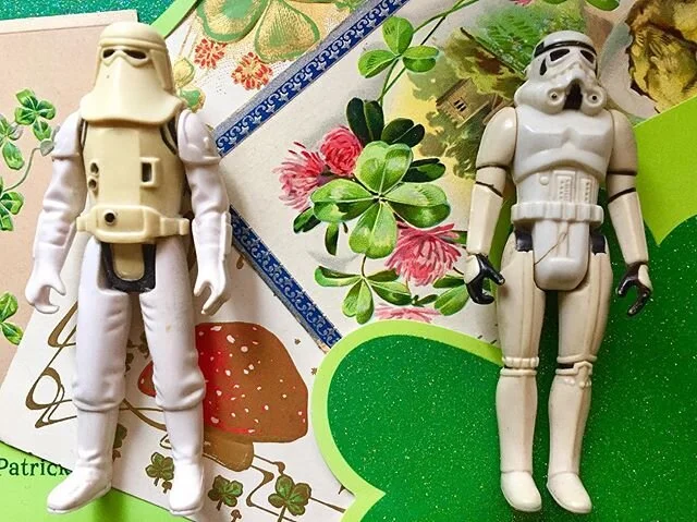 Happy St. Patrick&rsquo;s Day!🇮🇪☘️
Keep that social distancing going😀
.
👾
#TimeTunnelToys #SanJoseSuperToyShow #timetunnel #supertoyshow #sanjosetoyshow #toy #toys #comicbook #comicbooks #sanjose #bayarea 11 #retro
#actionfigures #bayareatoycollectors #willowglen #vintagetoys #collectibles #toyphotography 18 #siliconvalley #stpatricksday #stpaddysday #starwars