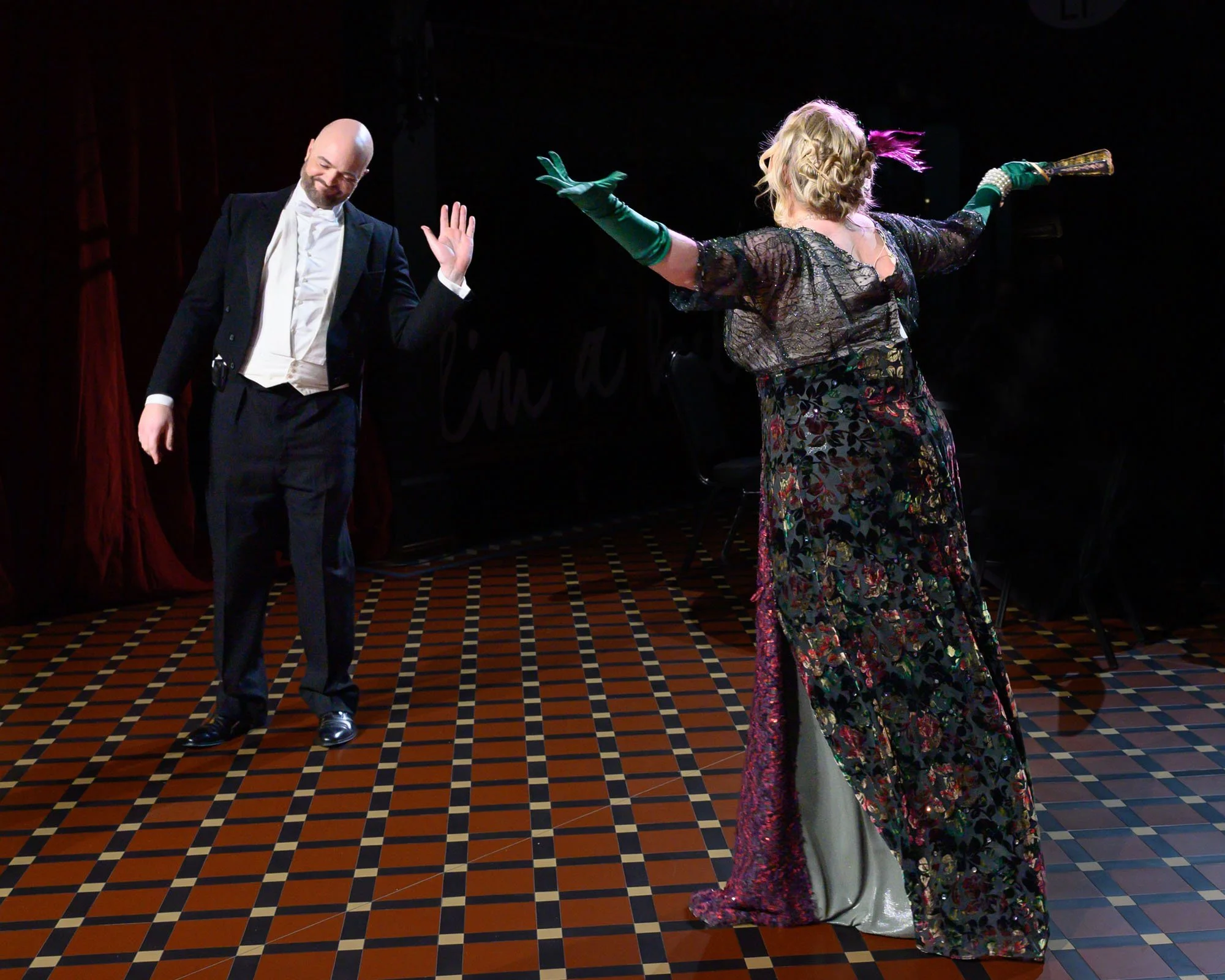 Andrew Grenon (Danilo) and Matilda Wickbom (Hanna) 