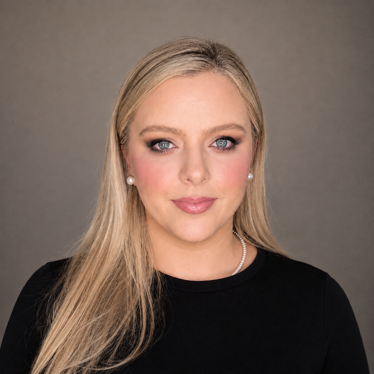Nicole Hannen as Sylviane Bogdanovich