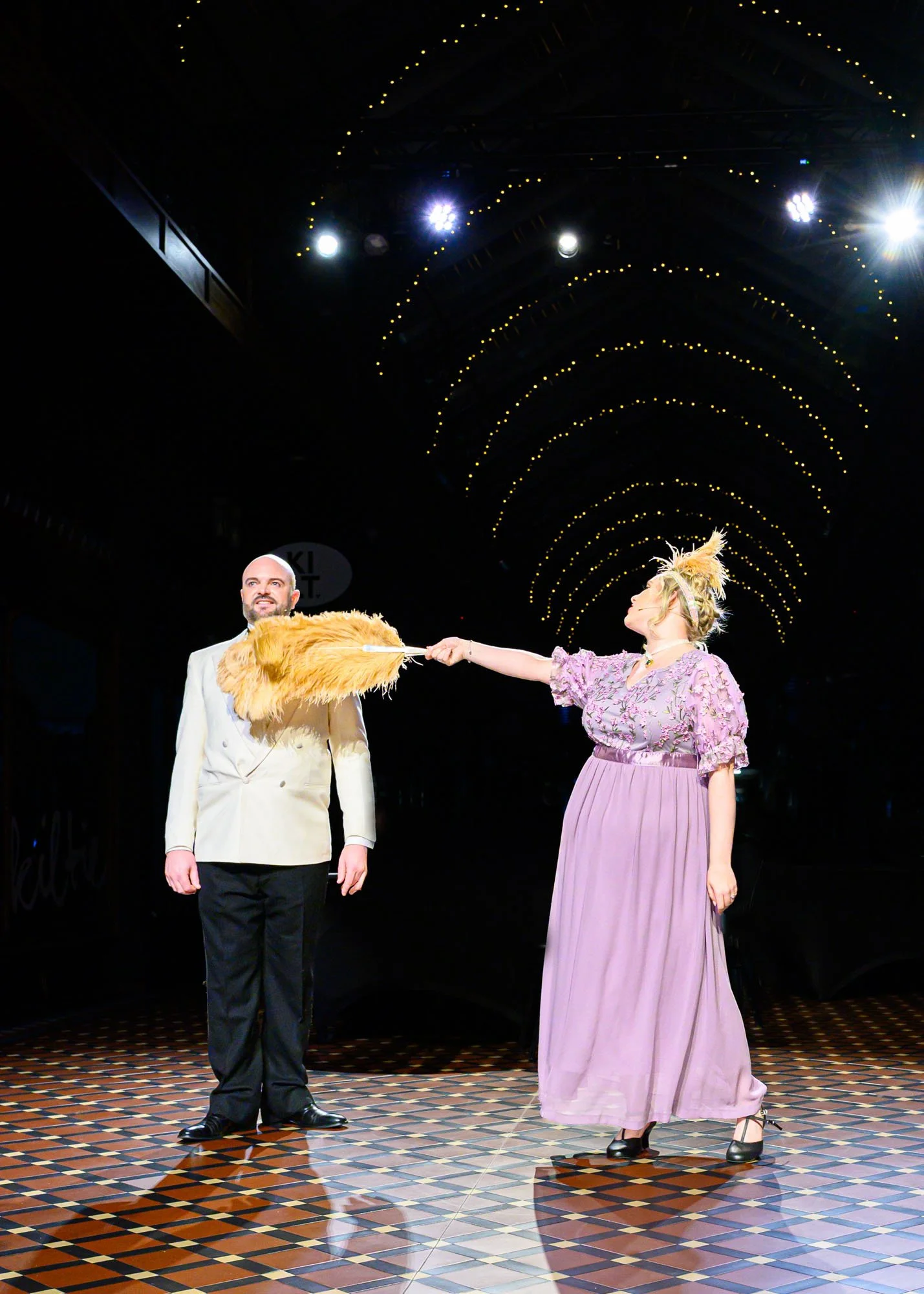 Andrew Grenon (Danilo) and Matilda Wickbom (Hanna) 