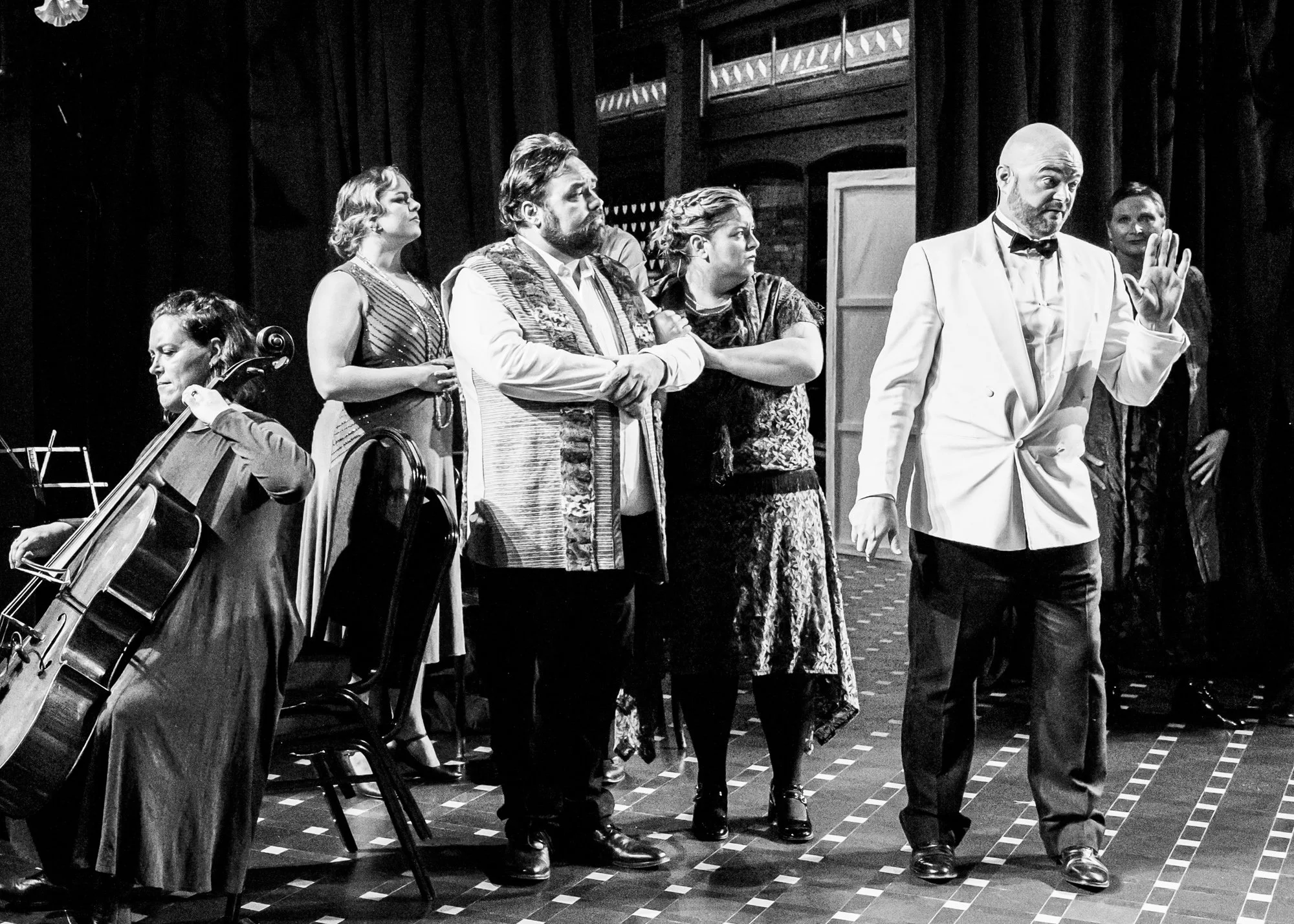 Sophie Tanner - Cello, Nicole Hannen (Sylviane), David Moseley (Alexis Kromov) Emma Summers (Olga), Andrew Grenon (Danilo), and Louisa Pilkington (Praskovia)