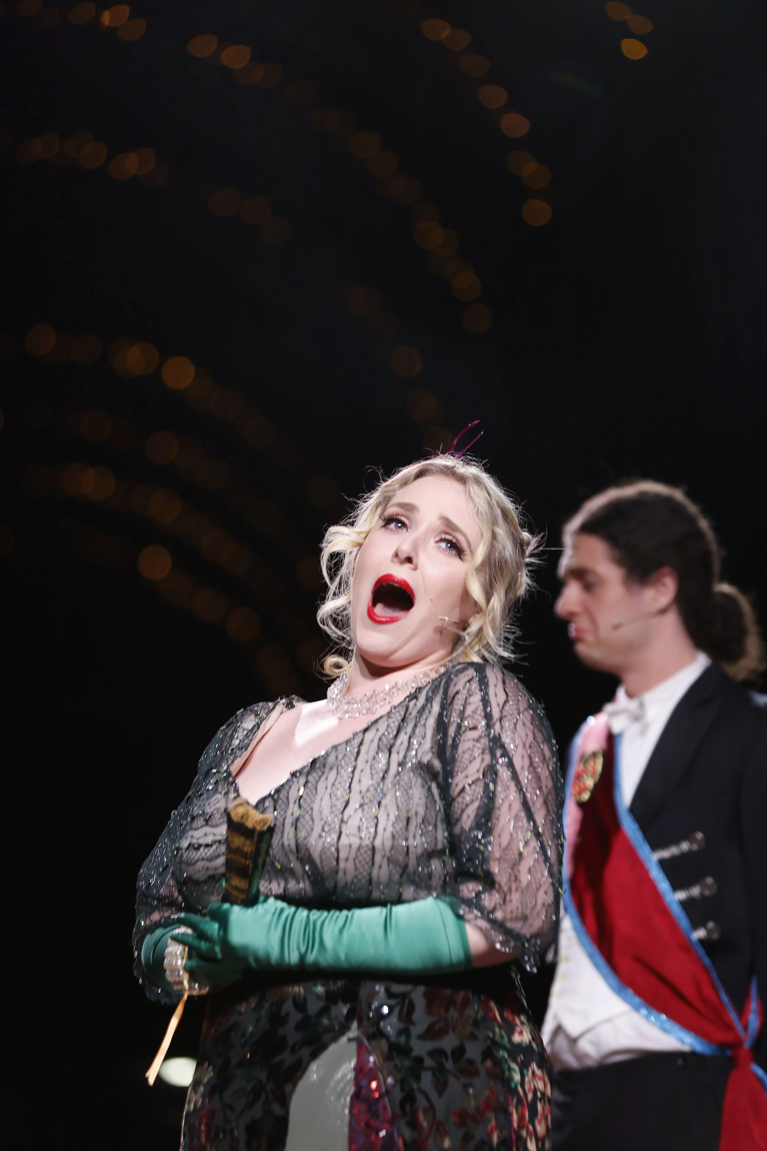 Matilda Wickbom (Hanna Glavari) and Kahu Gray (Viscount Nicolas Cascada) 