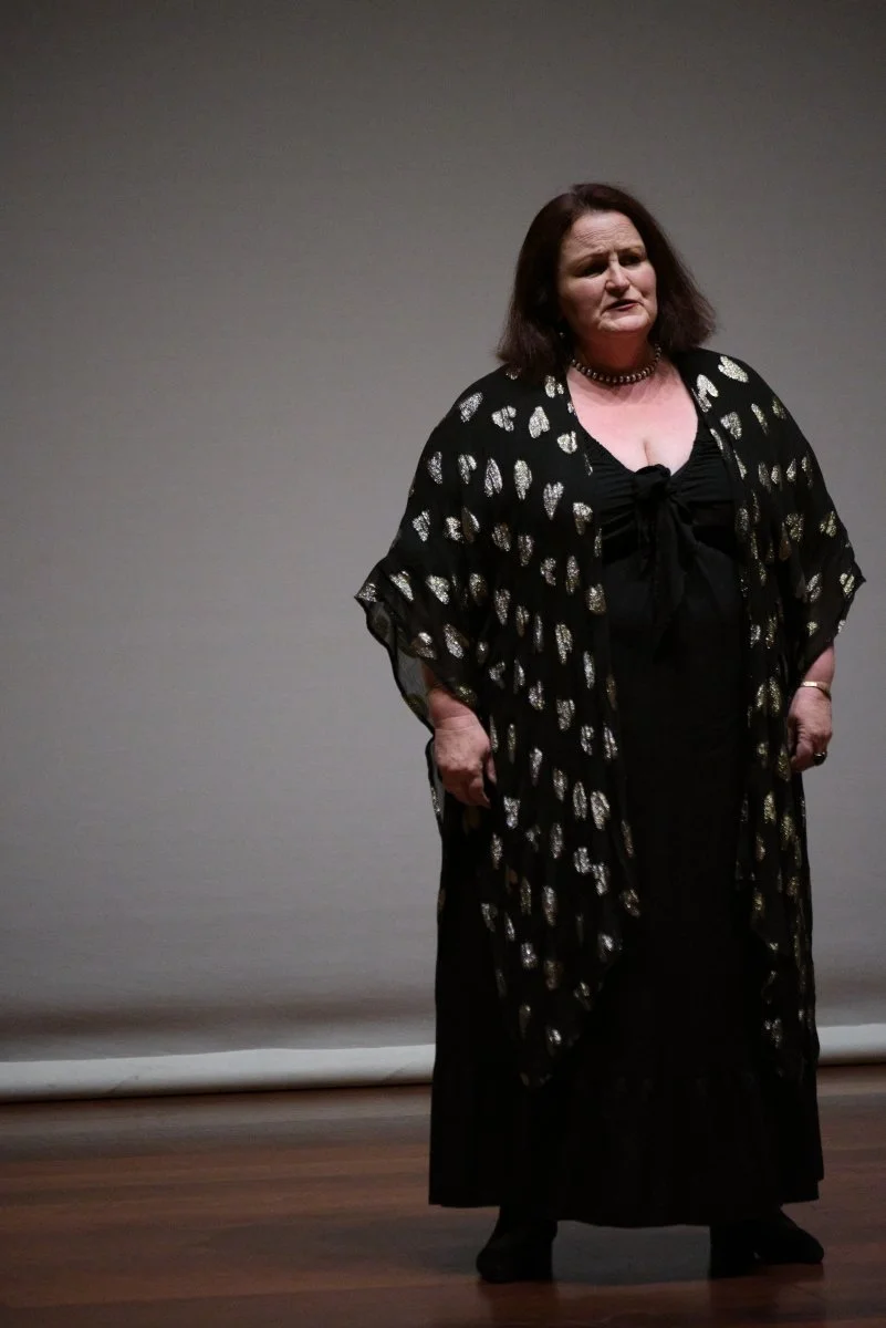 Margot Button sings the Agnus Dei from Vaughan Williams' 'Dona Nobis Pacem'