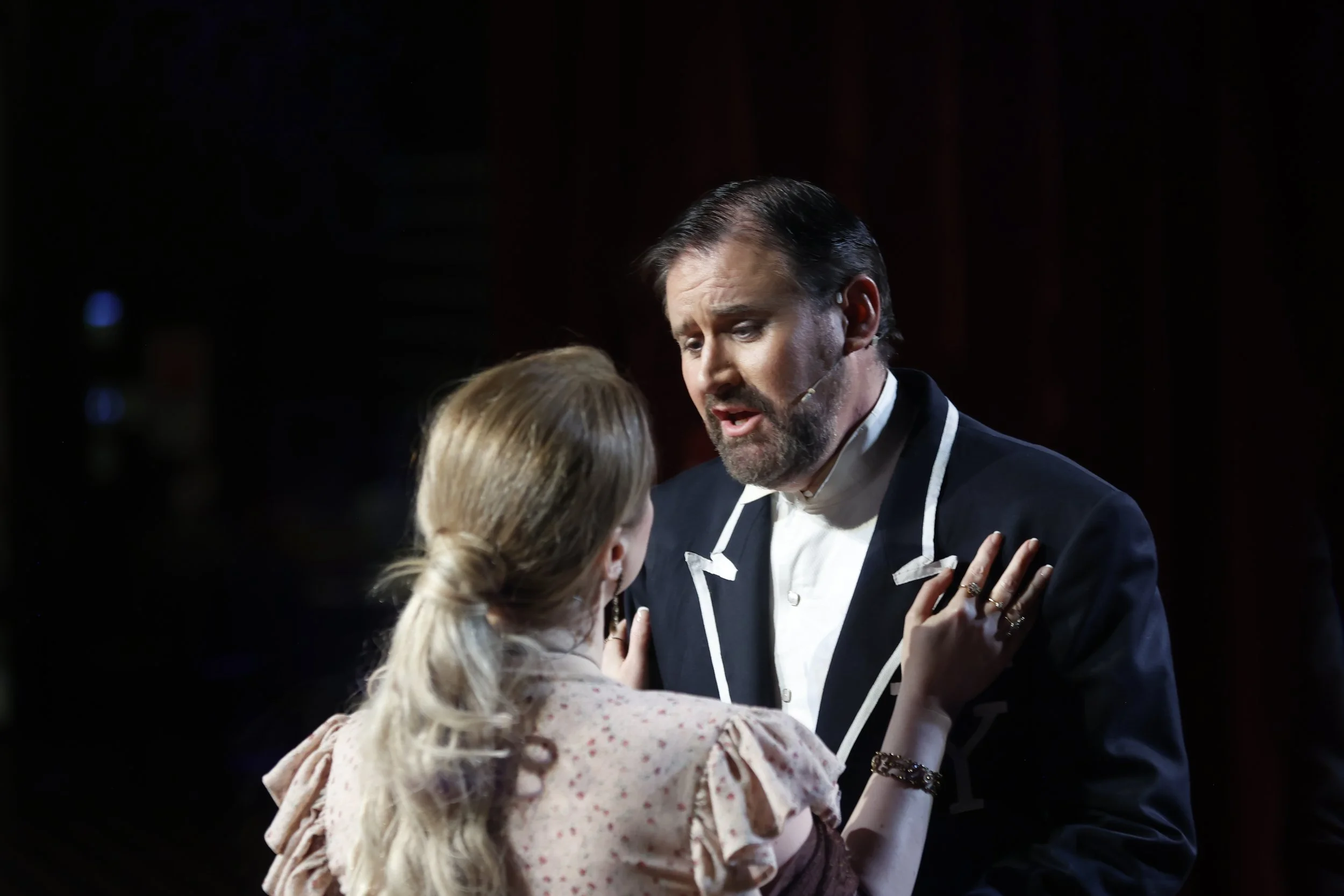 Katherine Doig (Valencienne) and Nigel Withington (Camille de Rosillon)