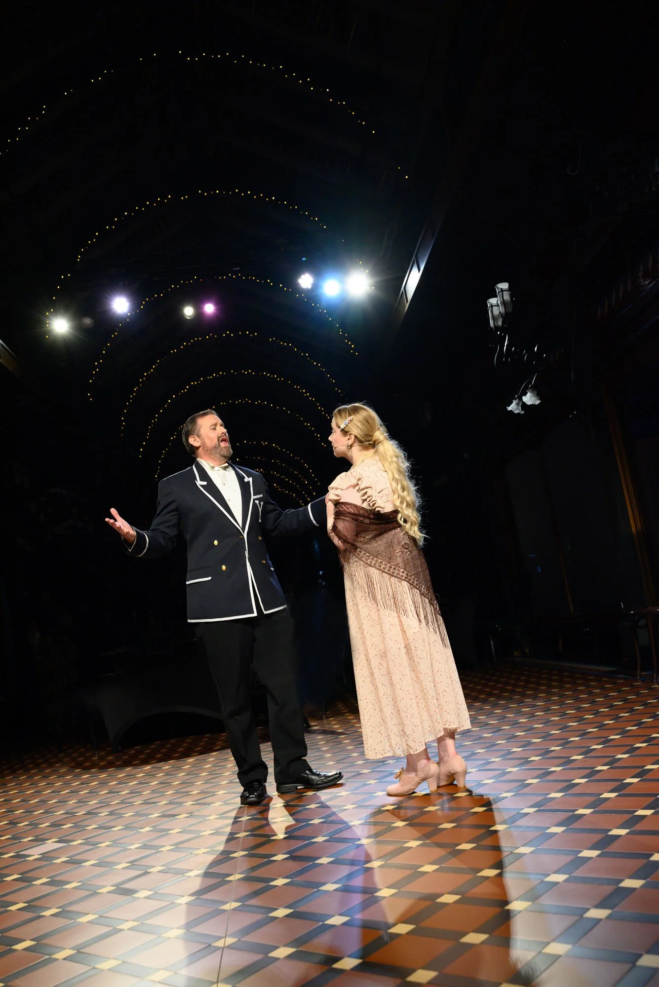 Merry Widow-161 Y.jpg