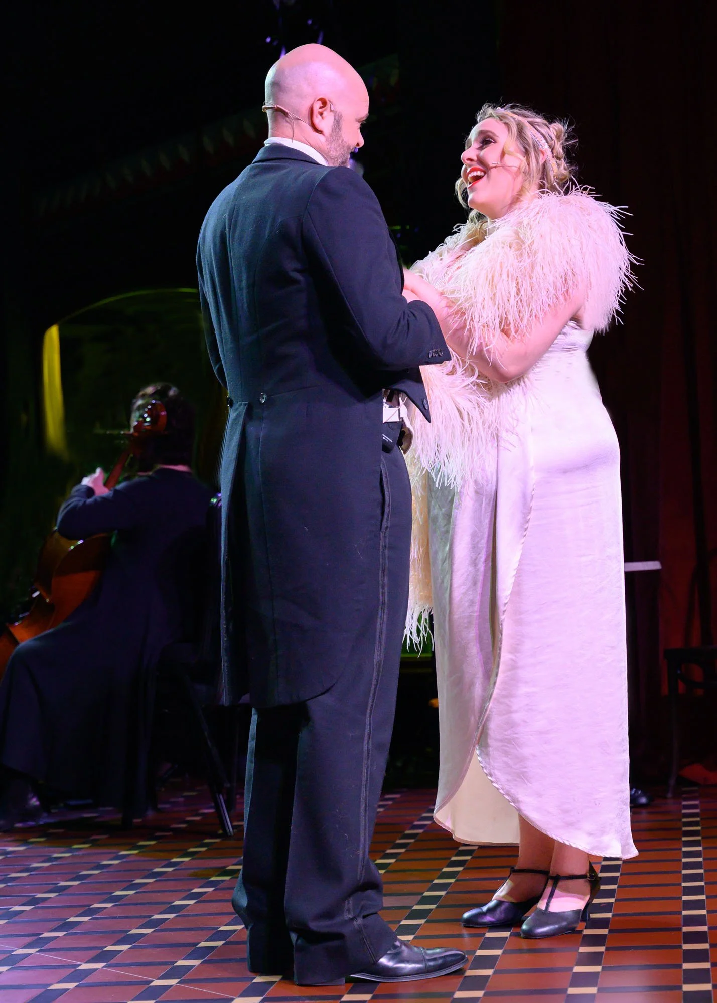 Andrew Grenon (Danilo) and Matilda Wickbom (Hanna) 