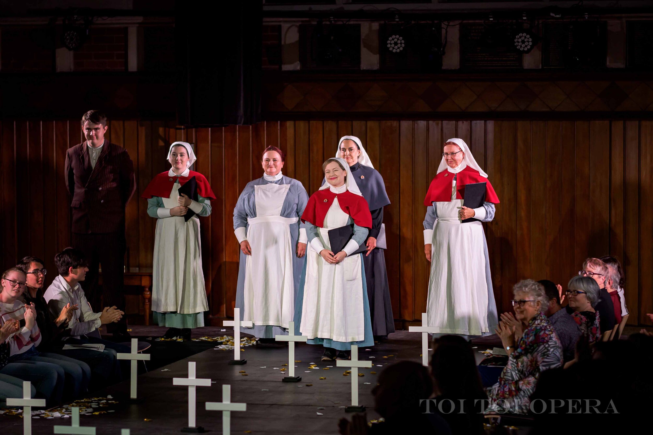 Curtain Call - Ian Thomas (Chorus), Rachel O’Brien Hamilton, Margot Button, Katherine Doig, Raemon Greenwood, & Jillian Hewson
- Photo © Wei Li Jiang
