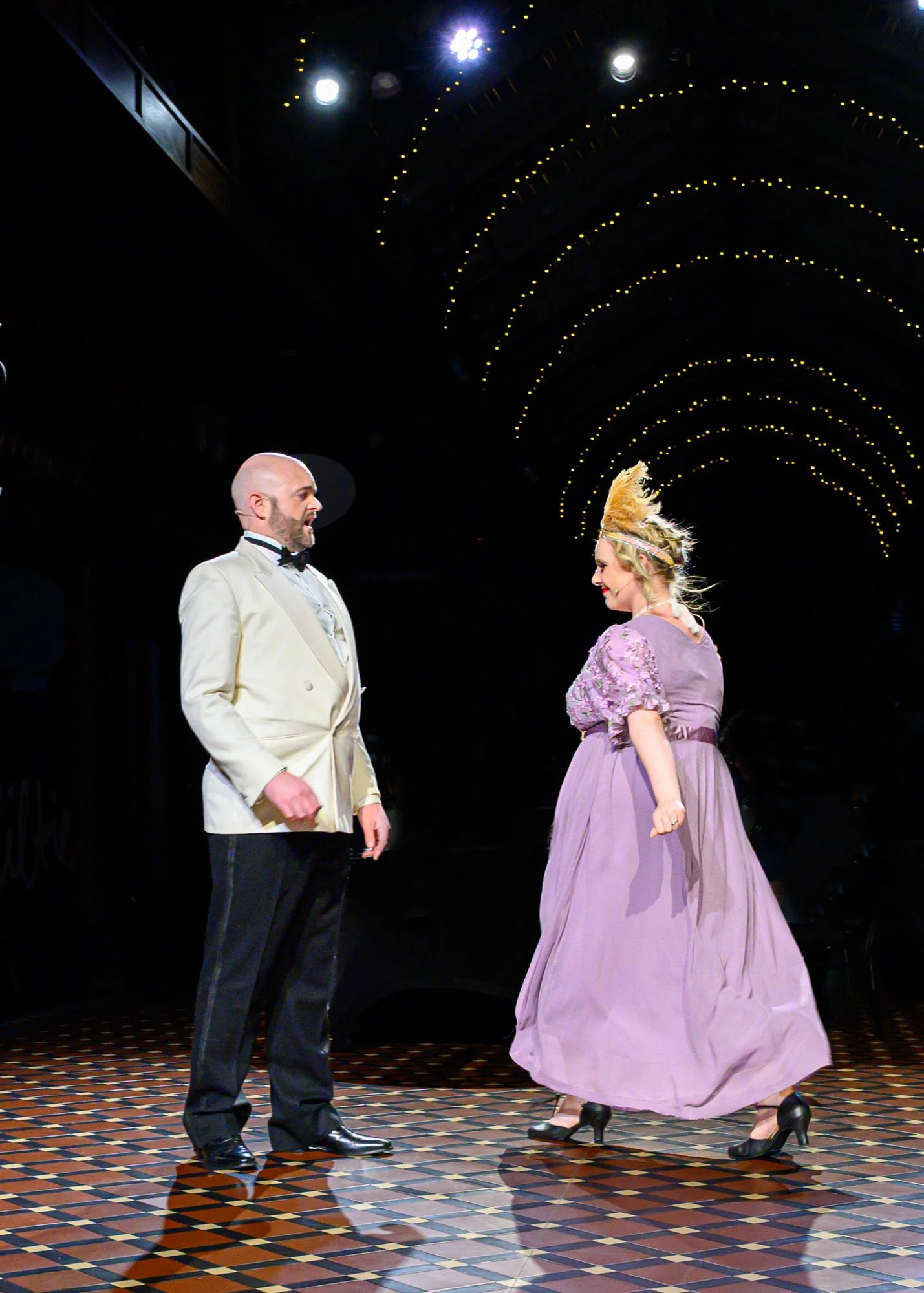 Andrew Grenon (Danilo) and Matilda Wickbom (Hanna) 
