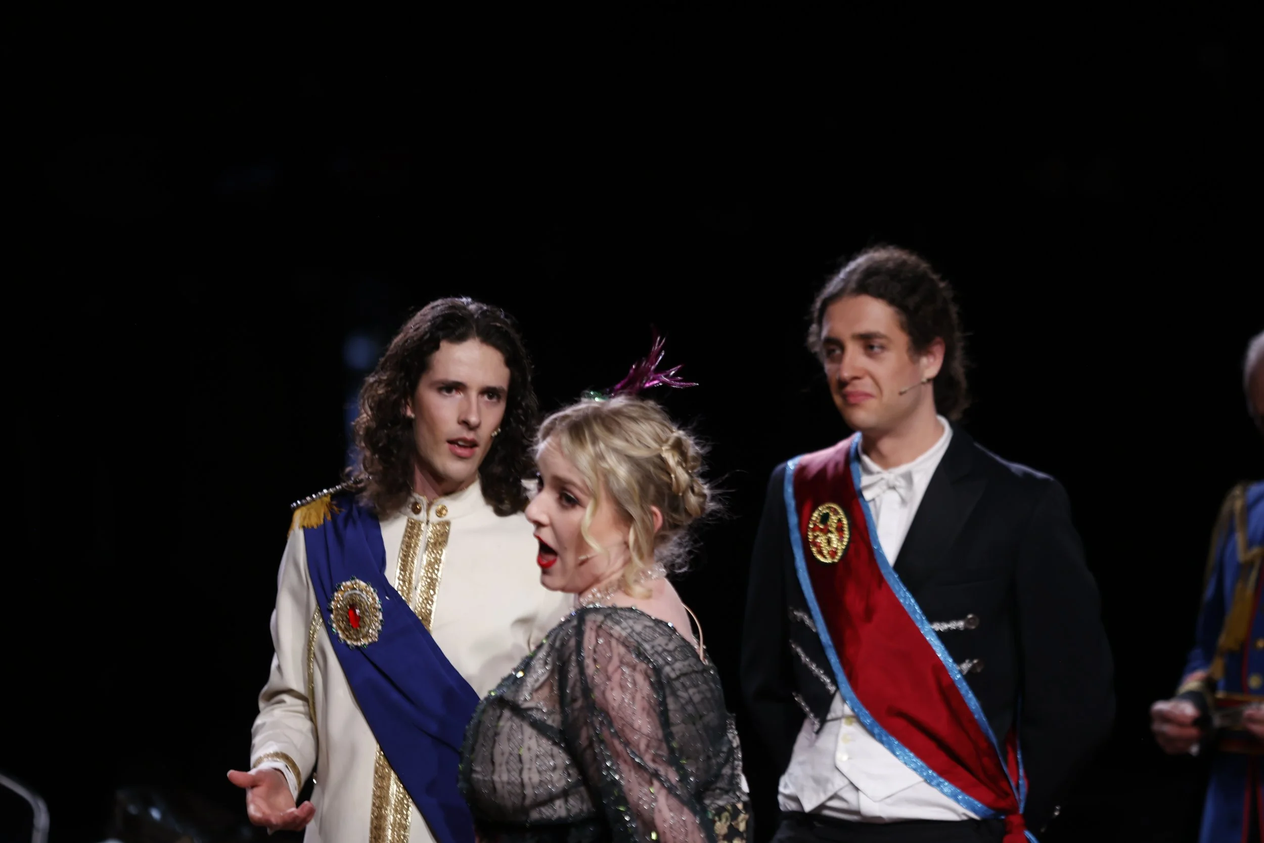 Conrad Goddard (Raoul de St. Brioche), Matilda Wickbom (Hanna Glavari), and Kahu Gray (Viscount Nicolas Cascada) 