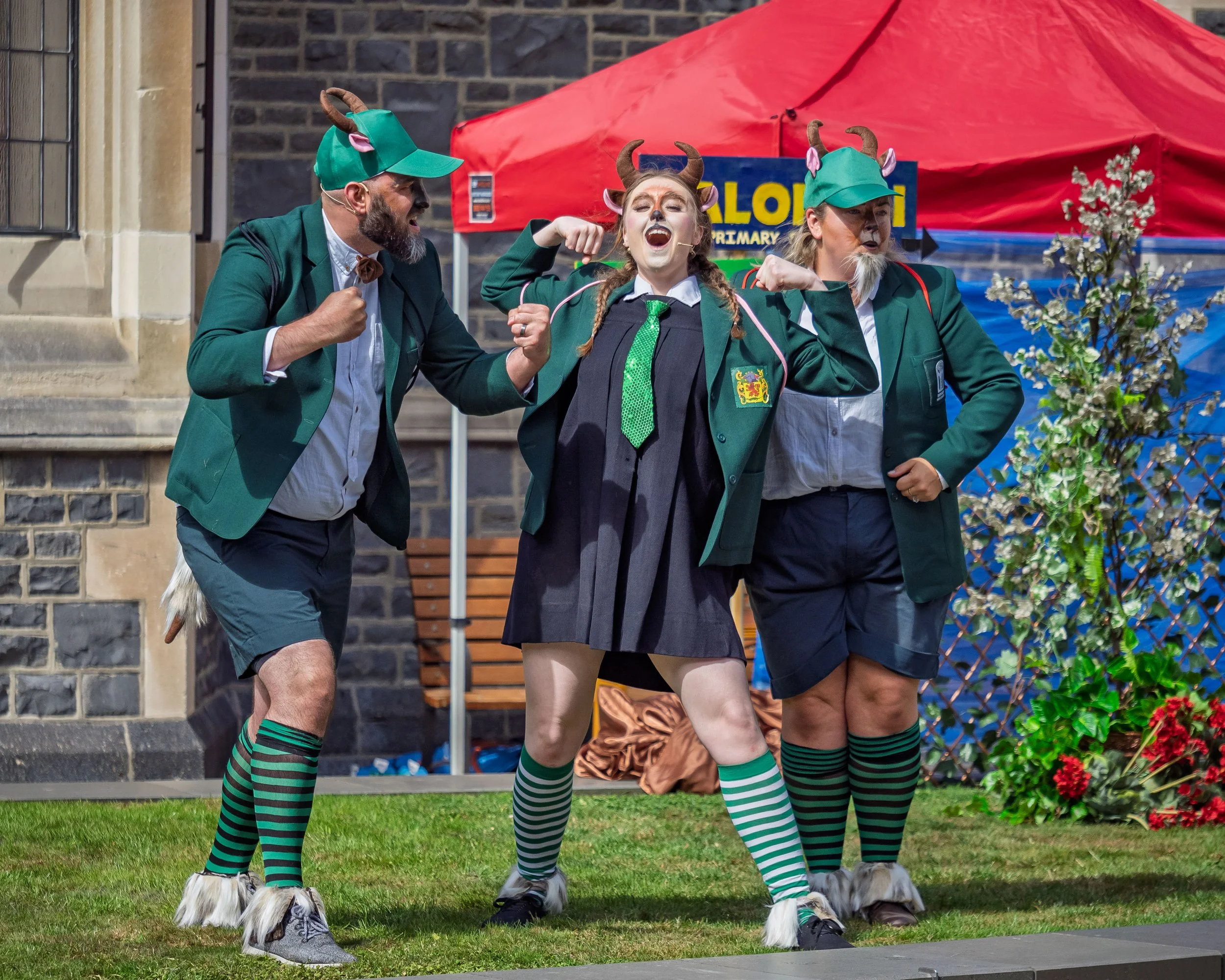 Thomas Woodfield as Ernesto Billy Goat, Elizabeth Ellison as Lucy Billy Goat, Emma Summers as Dandini Billy Goat.

Photograph ©️ Wei Li Jiang for Toi Toi Opera 2025