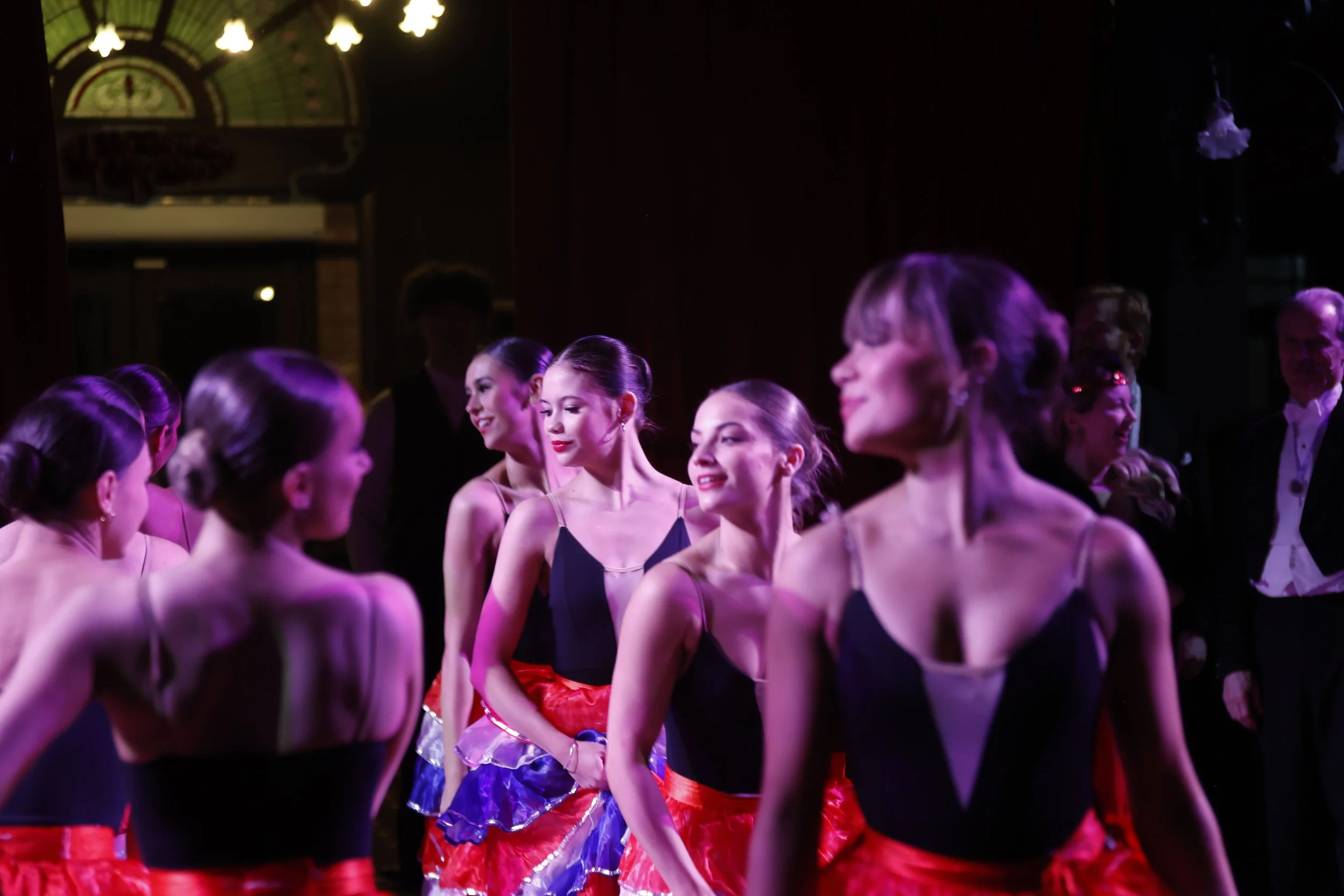Silhouette Studios NZ dancers