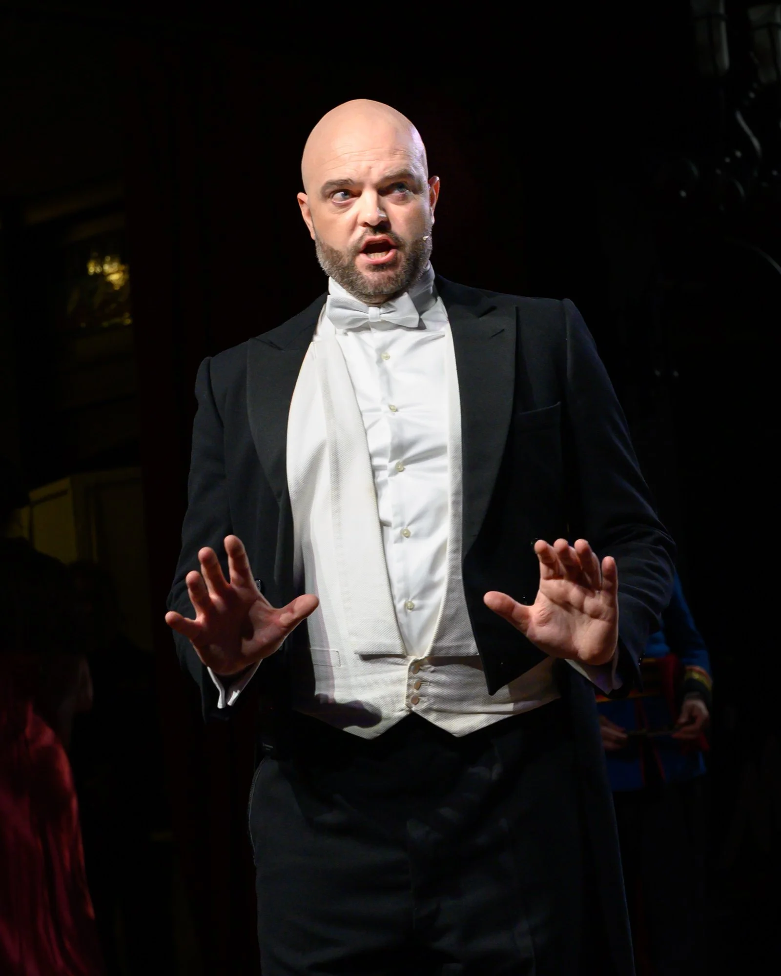 Andrew Grenon (Danilo)