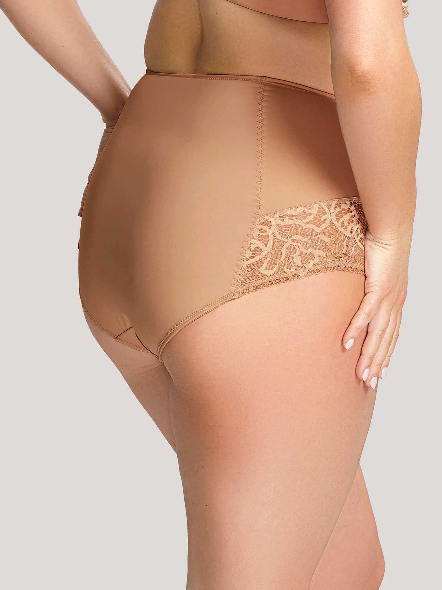 9682_908_2 Estel High Waist Brief Honey T F 2.jpg