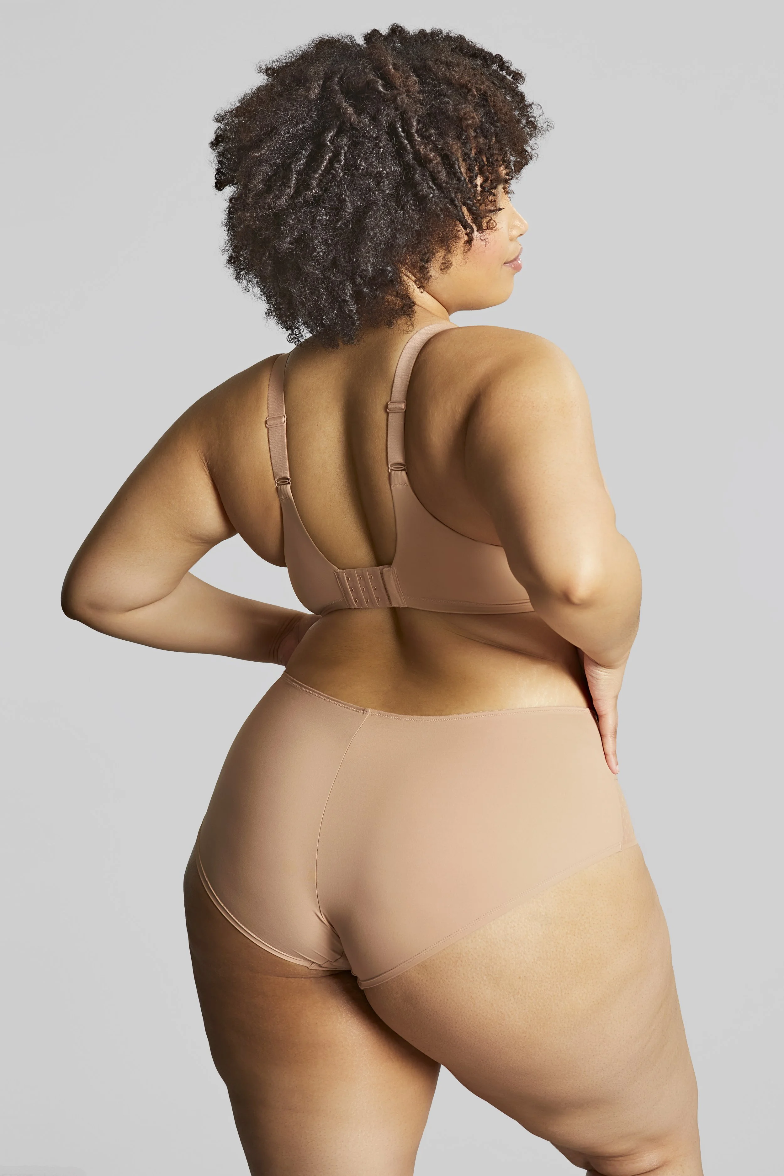 Core_Sculptresse_Bliss_FullCup_10685_DeepBrief_10684_Hazel_T_B_6363.jpg