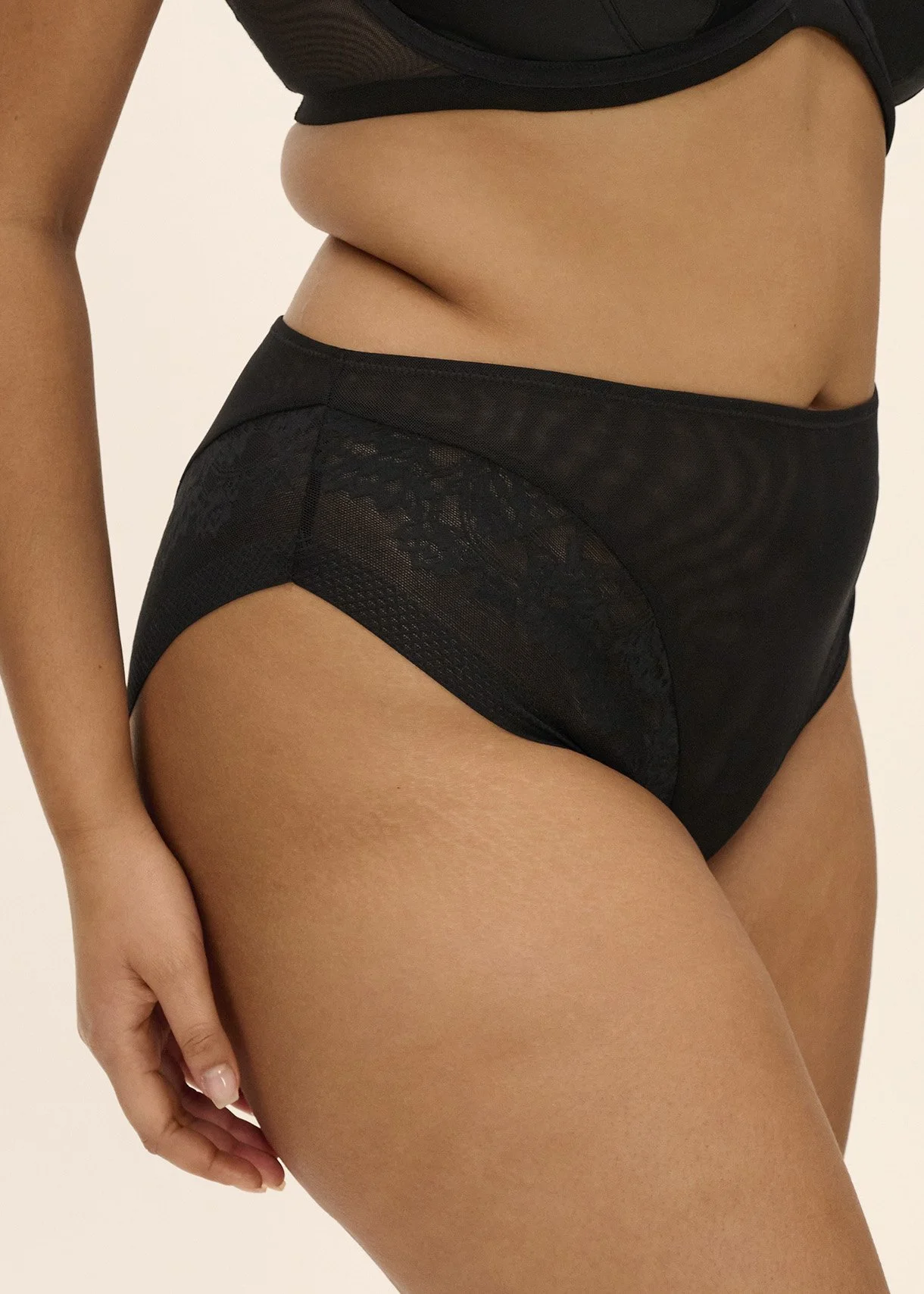 NERINA_BLACK_HIGH-LEG-BRIEF_EL302753_F3_TRADE_WEB.jpg