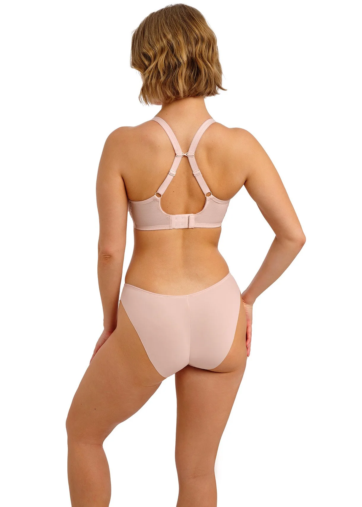 QUINN_CAMEO_UW-MOULDED-SPACER-BRA_AA404310_BRIEF_AA404350_B2_TRADE_WEB_SS26.jpg