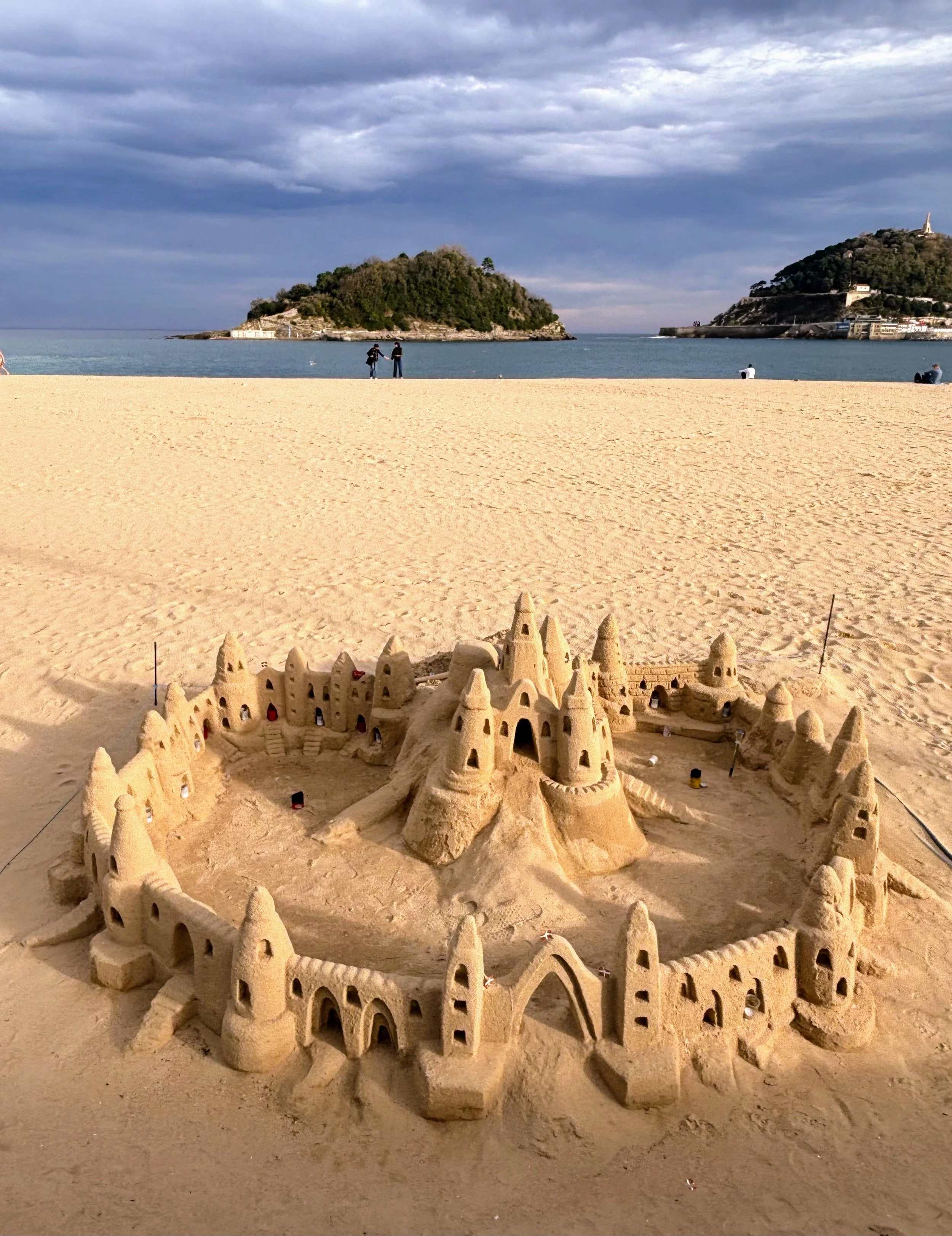 Sandcastle on La Concha beach San Sebastian.jpg