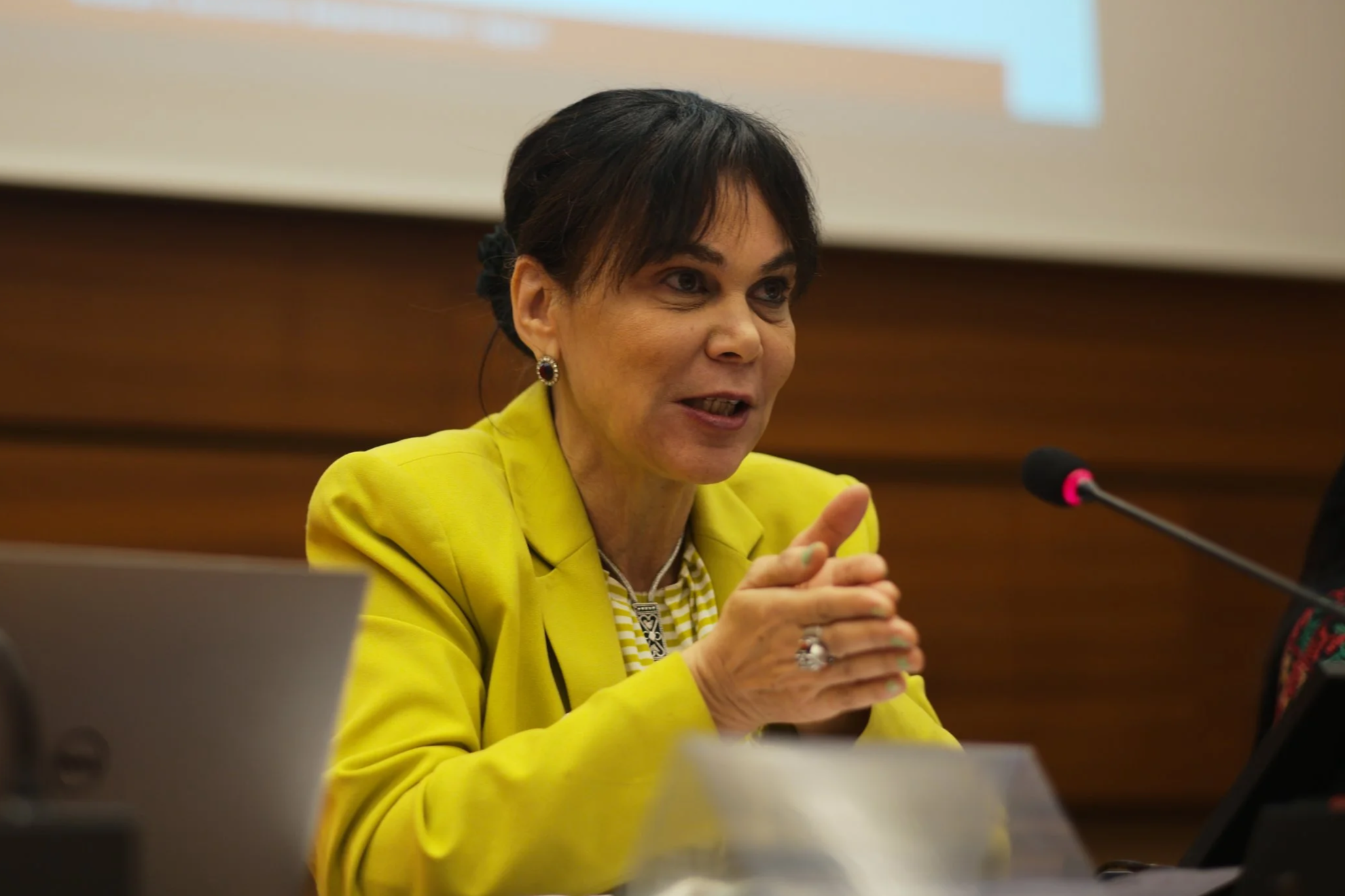 Dr Azza Kamel recognized with Arab Women Excellence Award