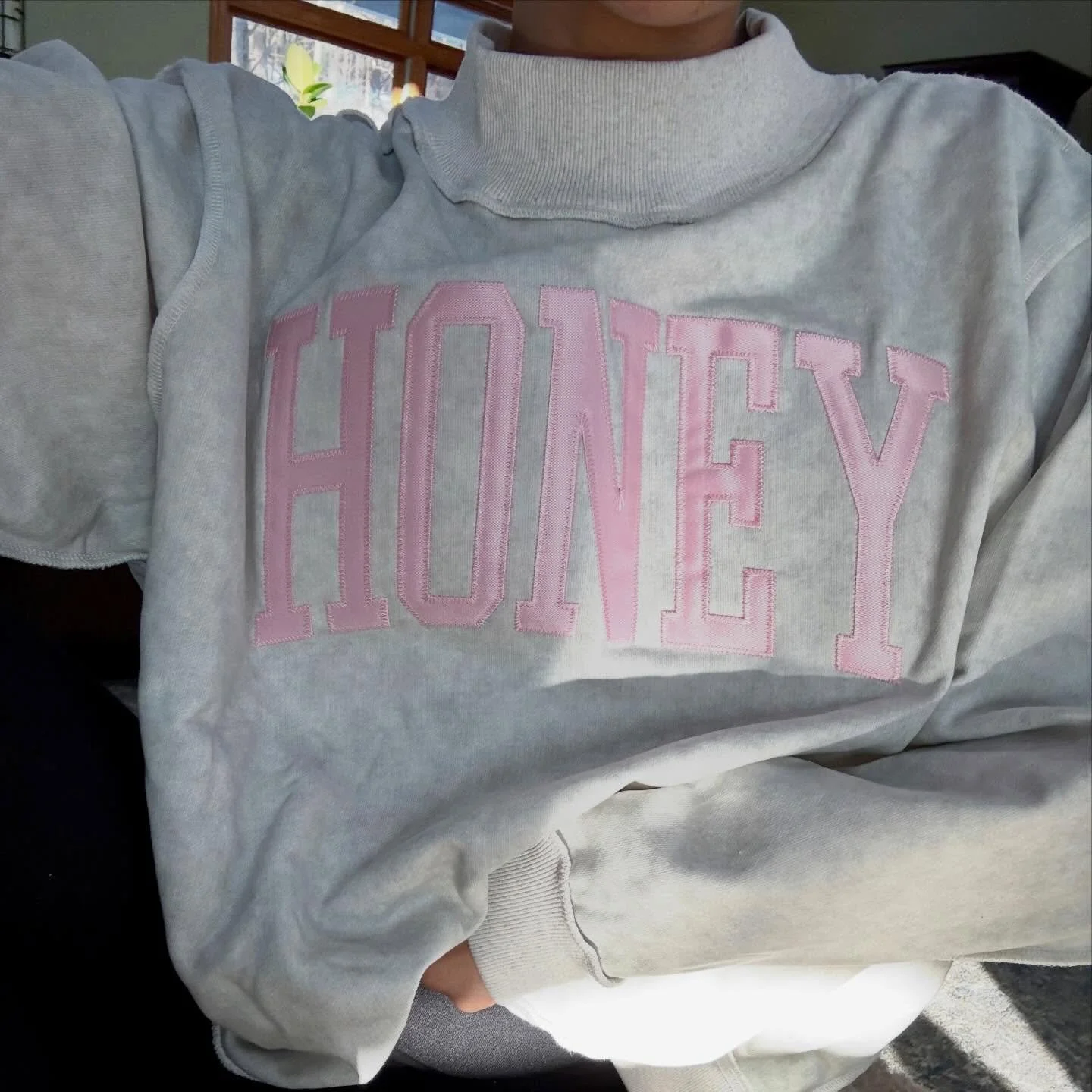 Happy Friday HONEY 🍯