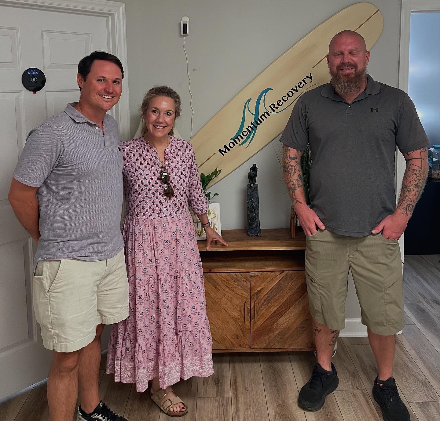 Day 3 of the road trip up the east coast visiting therapeutic programs. This stop was in Wilmington, NC visiting Momentum Recovery @momentum_recovery, a primary mental health and substance use program for young adult men and women. 

Thank you to Car