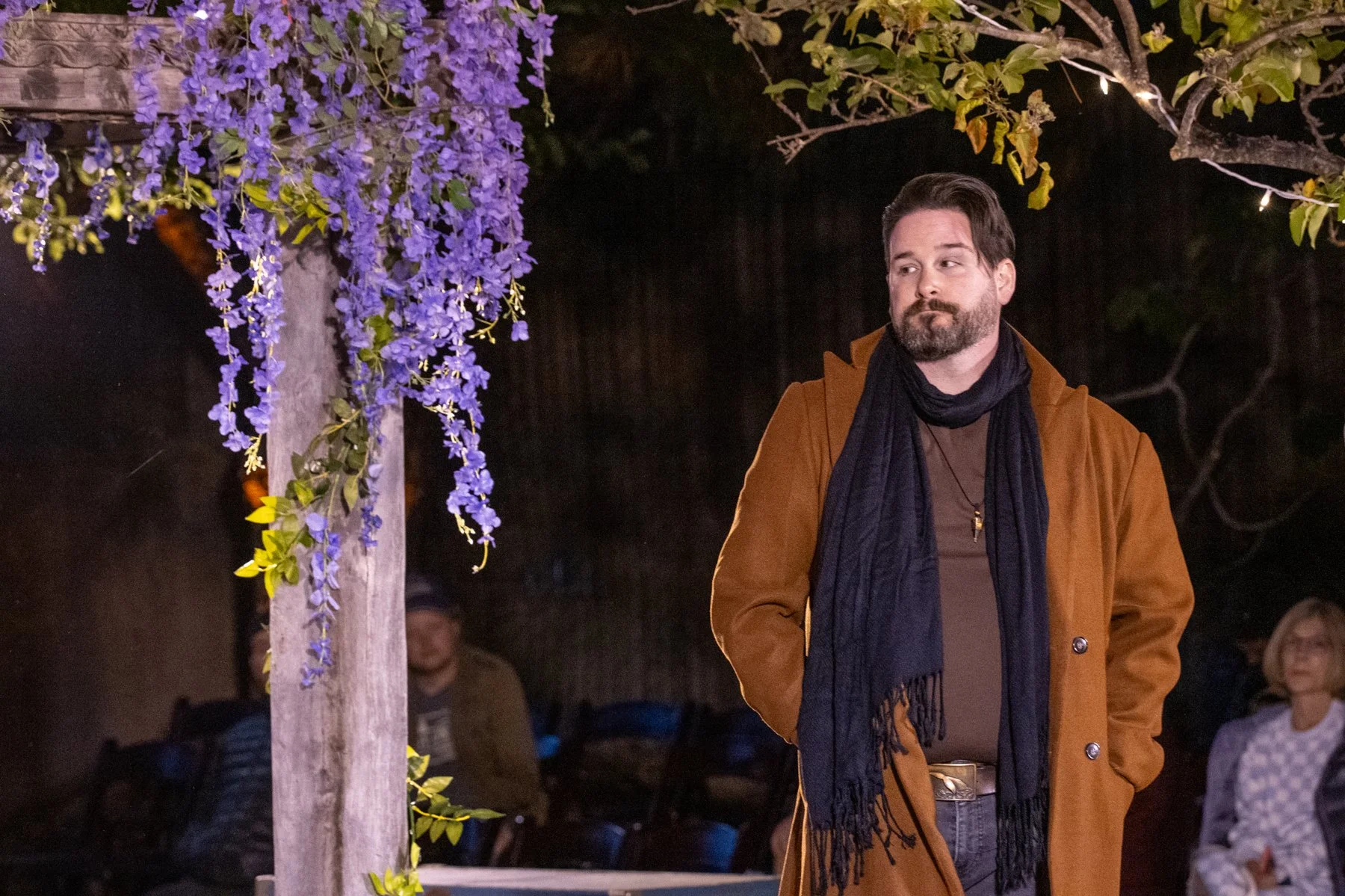 Noah Lucé as Horatio 