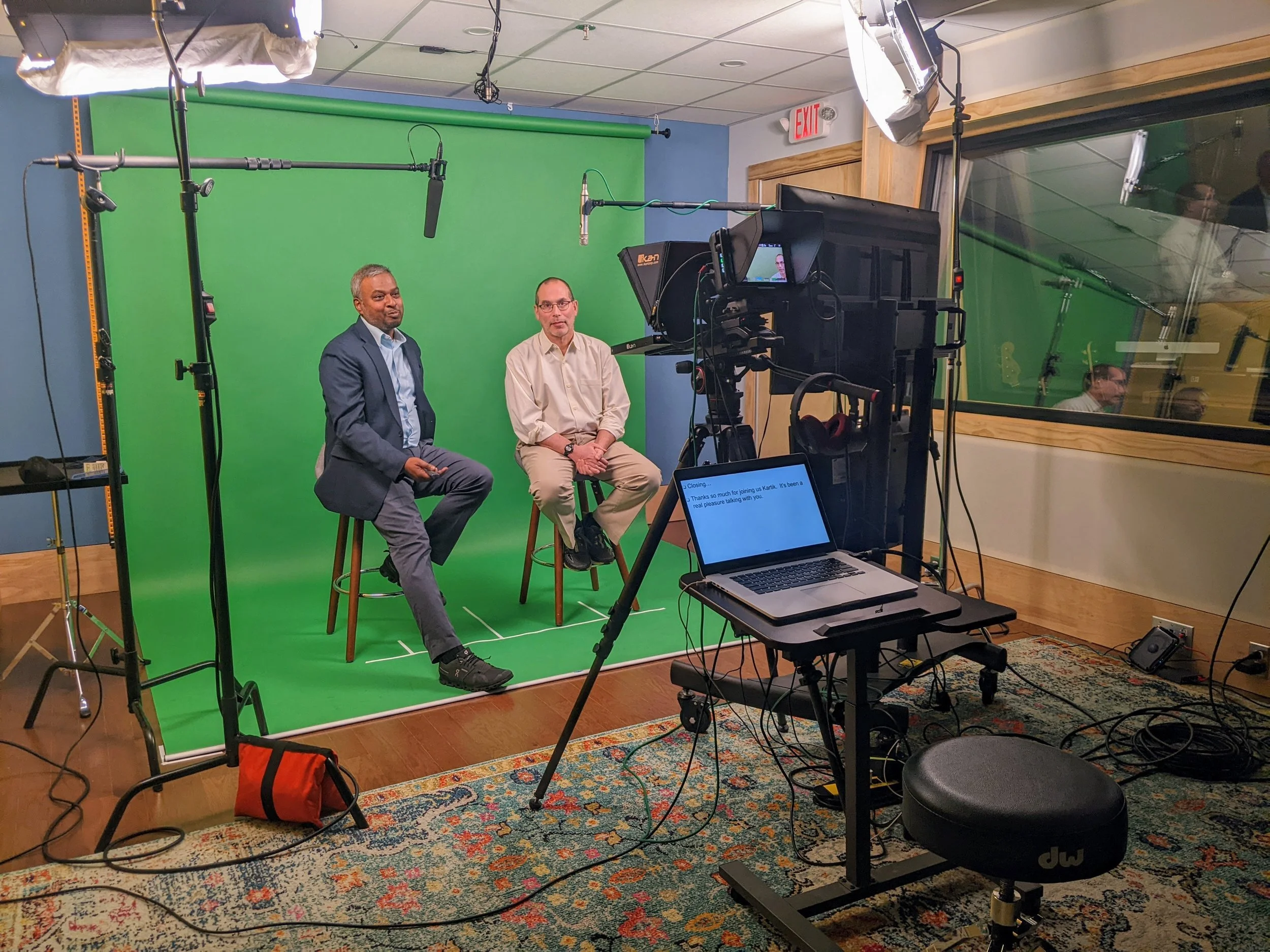 Emeritus_RemoteInterview_BTS02.jpg