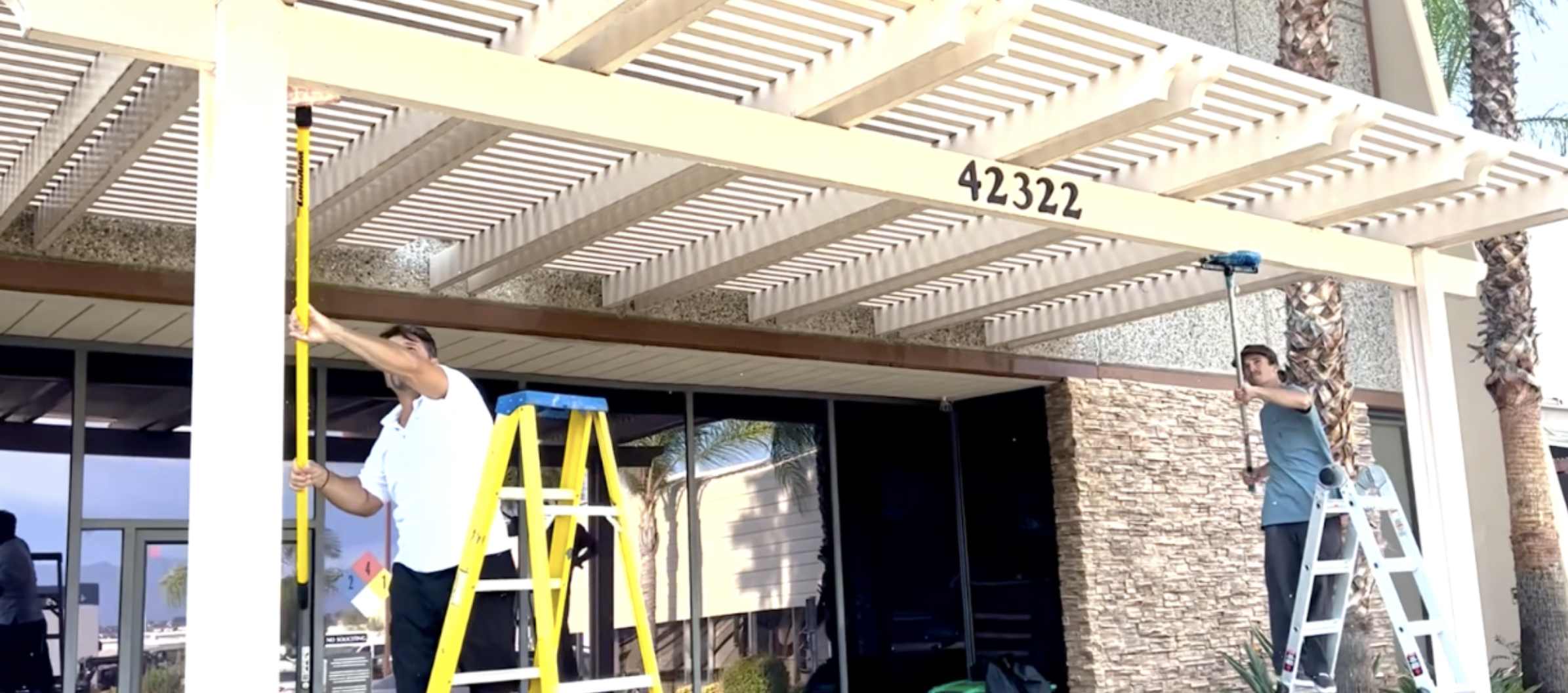 Cleaning Aluminum Patio Cover with AlumaShine