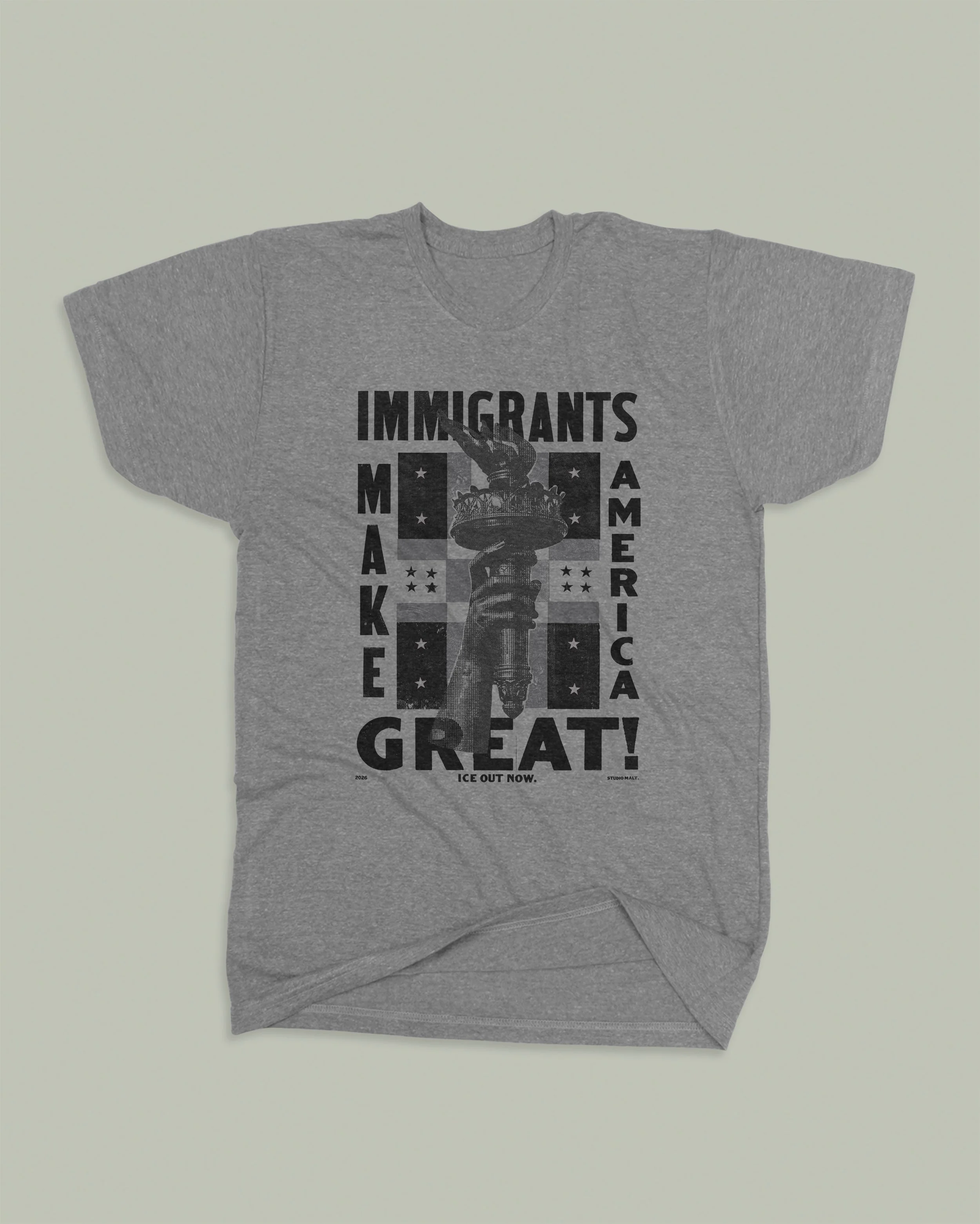 Immigrants Make America Great! T-Shirt