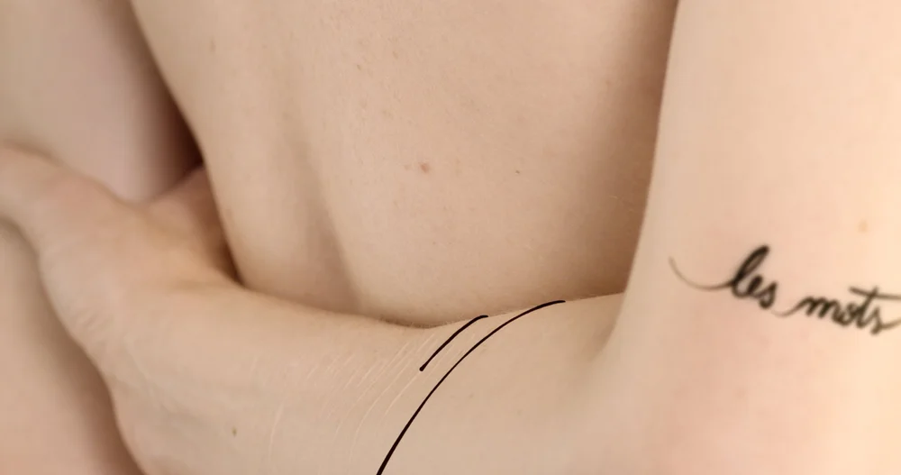 SCARS_Still02_bras.jpg