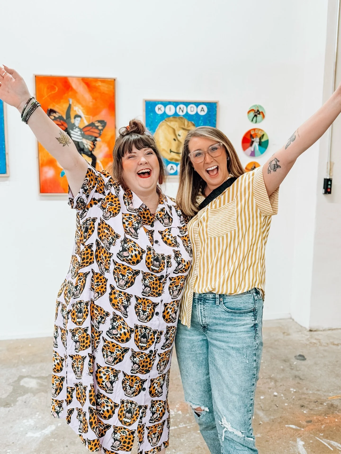 Art friends are the best! 🪩✨💖

Go see @rattlesnake_betty&rsquo;s show at @stockandbelle and live out your disco drama art dreams. Glad I got to see it before my toddler lost his cool!