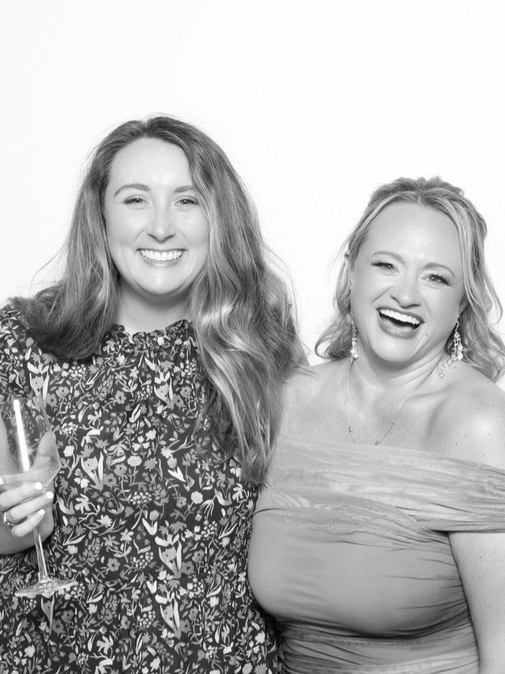 Had the best night celebrating @emmacockerham, @infinityeventsmemphis, and the amazing Memphis wedding community. Being a small part of the wedding industry has brought me so much love &amp; friendship. It&rsquo;s worth celebrating and Emma knows how