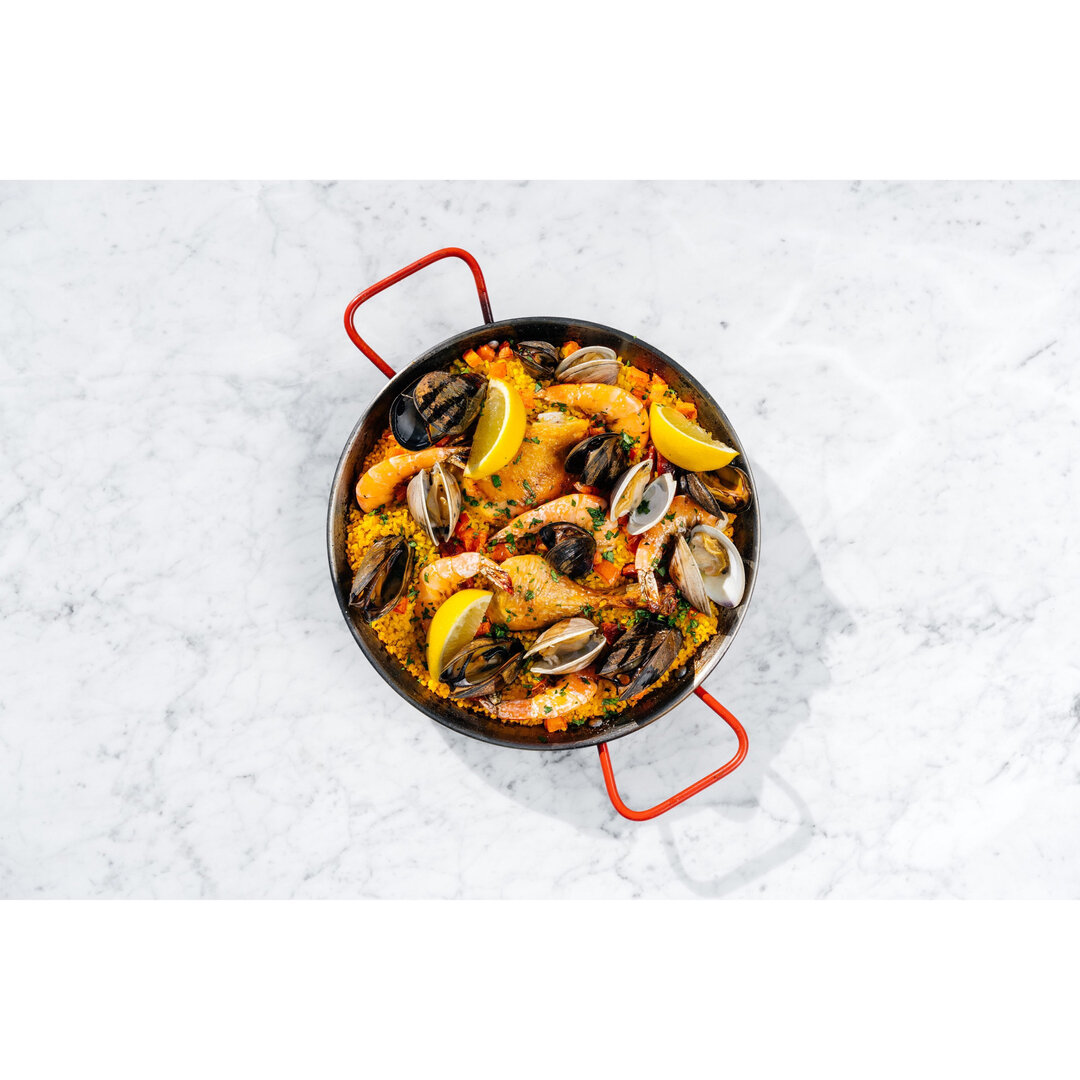 🥘 p a e l l a 🥘 The perfect holiday weekend dish 🤌🏻
.
.
.
#paella #paellalovers #bryanjonescatering #sonoma #sonomavalley #catering #privatechef #foodandwine #boutiquecatering #sonomafoodies #bayareacatering #memorialday