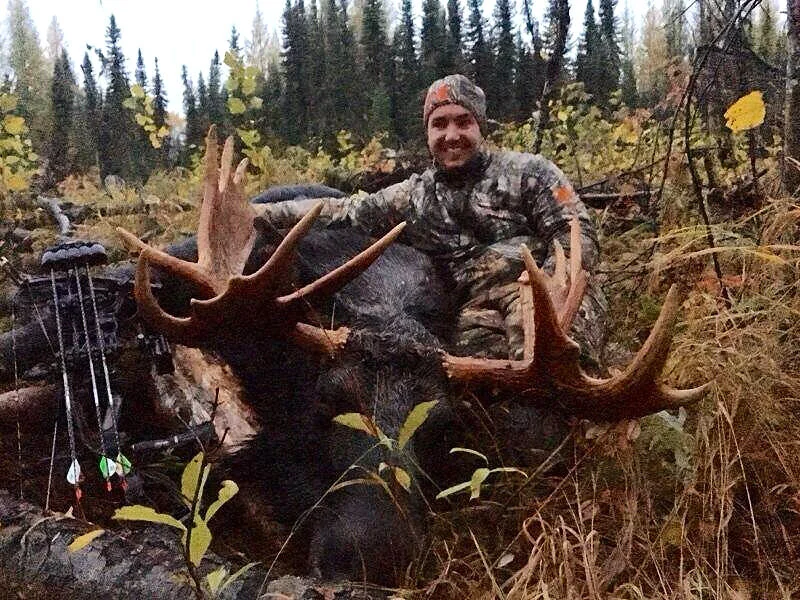 Guided Moose Bowhunting Trips Outfitted Moose Bowhunts
