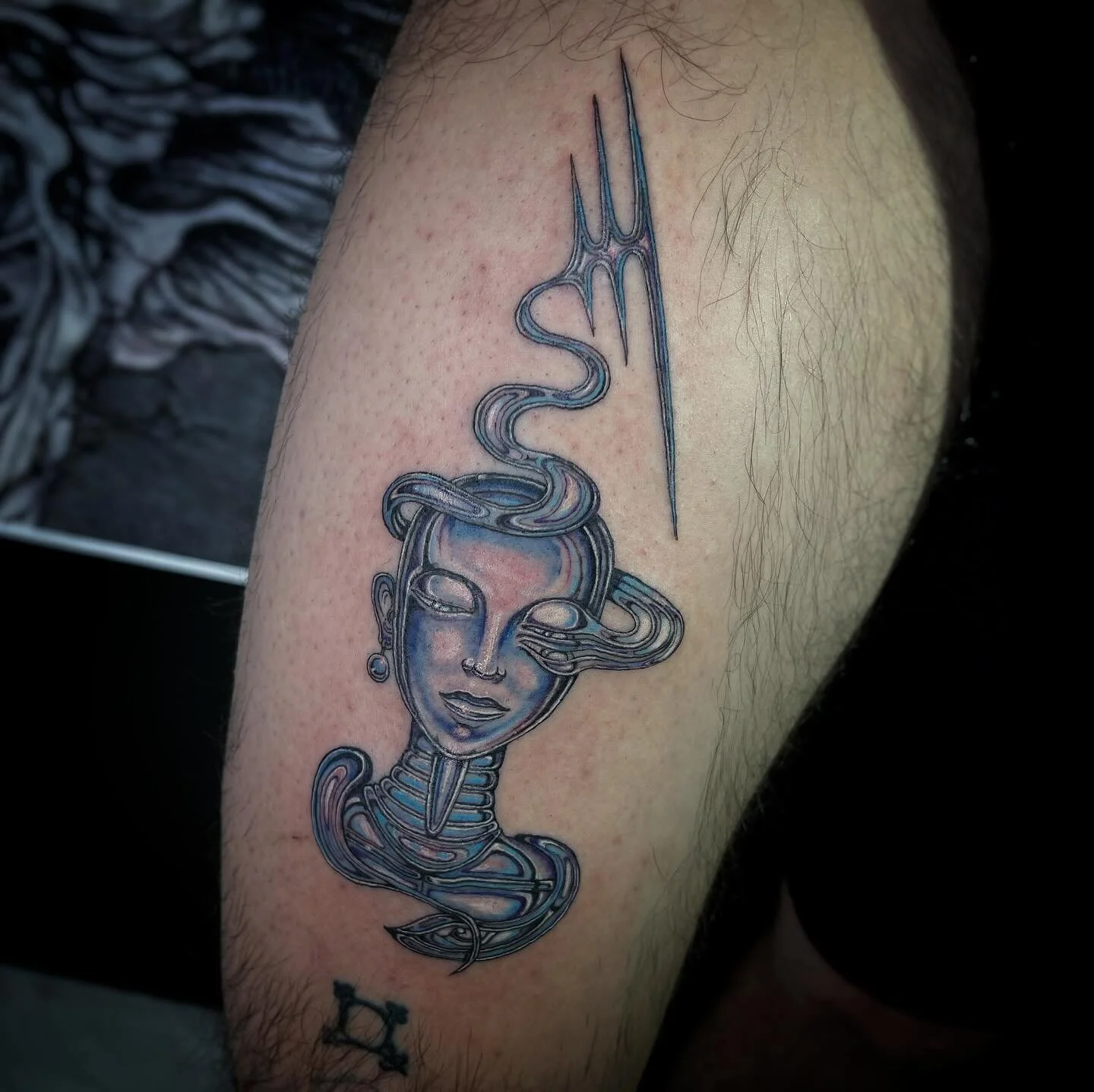 A couple color tats on an old friend we lost last year + dump. The first one was inspired by the cover of the novel Mona Lisa overdrive his fav sci-fi novel. Always remember to stop and smell the flowers, hug your friends and tell them you love them,