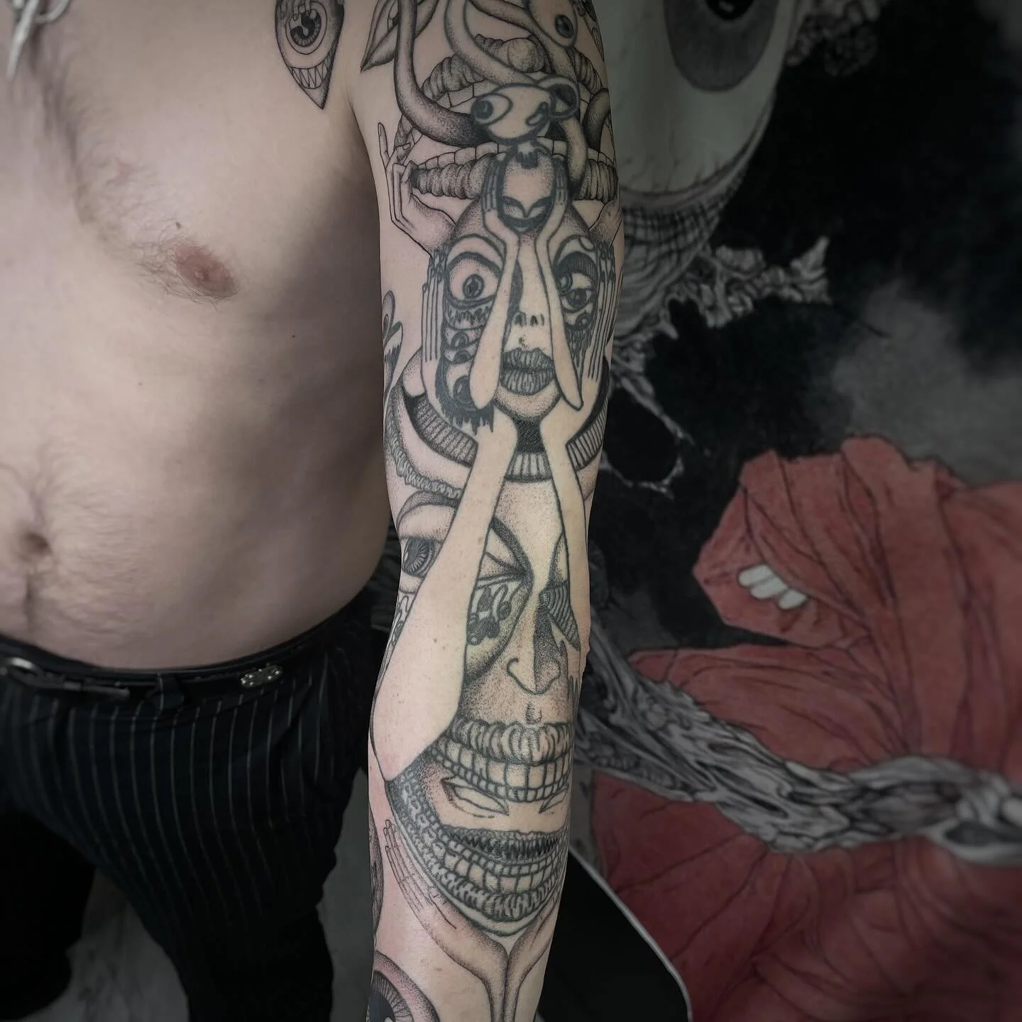 From apprentice tat to finished tat, throwback to the first full sleeve I ever done&rsquo;d, still could use another session or two sorry @vain_kane 🤣🤣🤣, so thankful for the support and trust and so happy with how this came out ! It still blows my