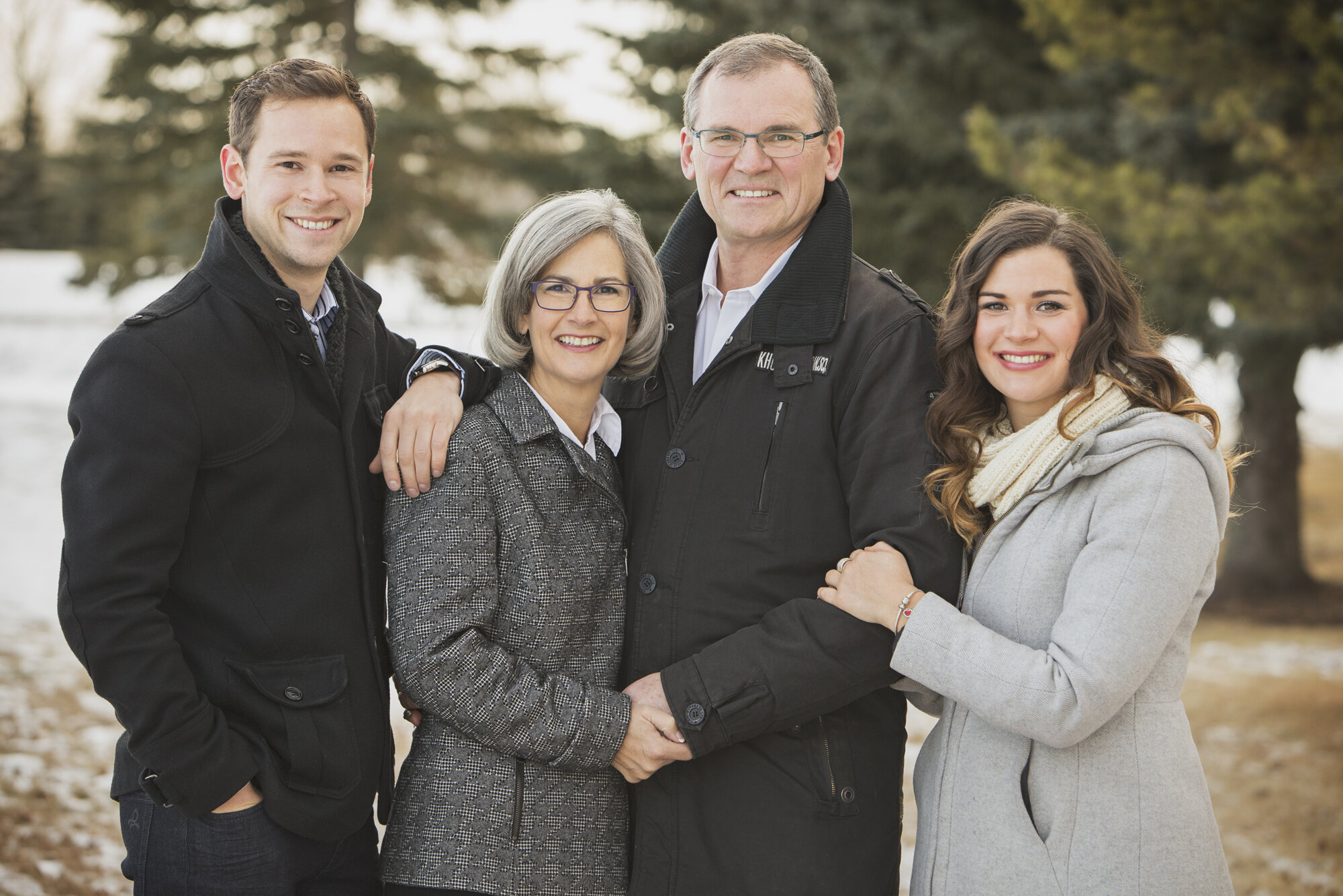 bliss photographic calgary family photographer winter.jpg