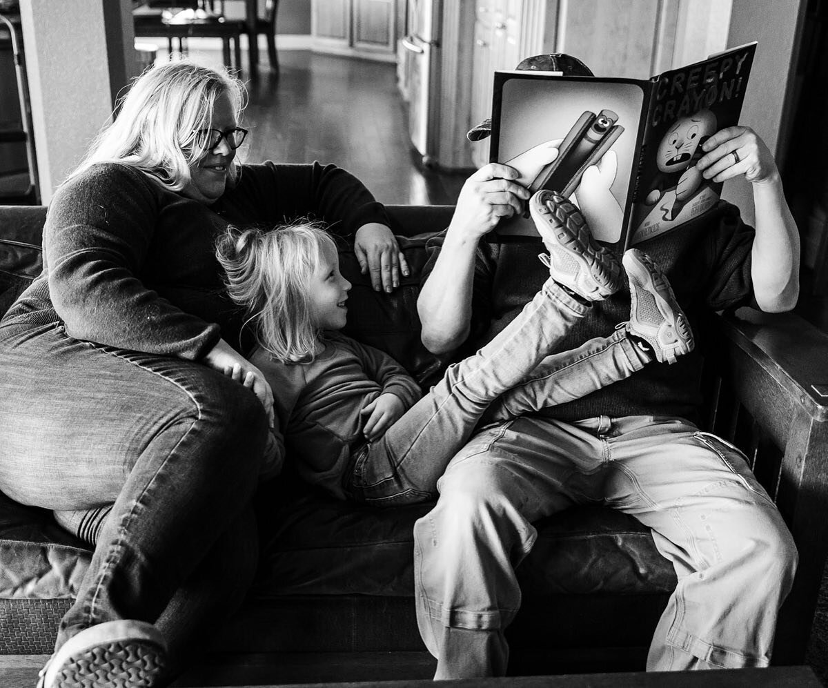 Kick your feet up this weekend and read a book! 
If you&rsquo;d like me to come capture real life memories like this in your home, click over to my website to find out more. Cooler weather doesn&rsquo;t effect my in-home documentary sessions. It&rsqu
