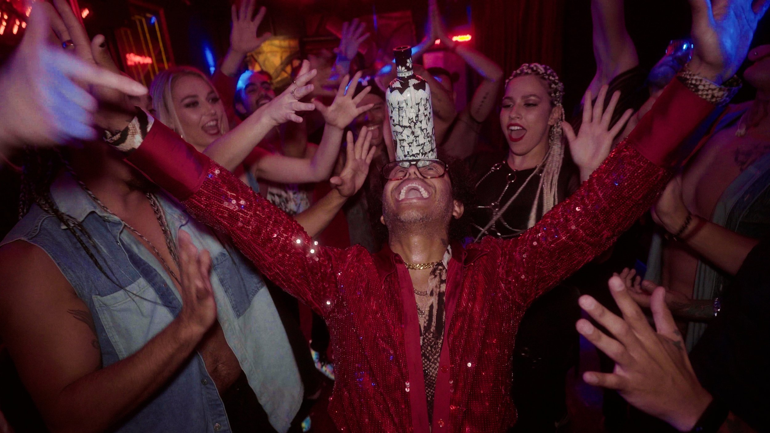 Kalimba, Gala Montes - Cínico