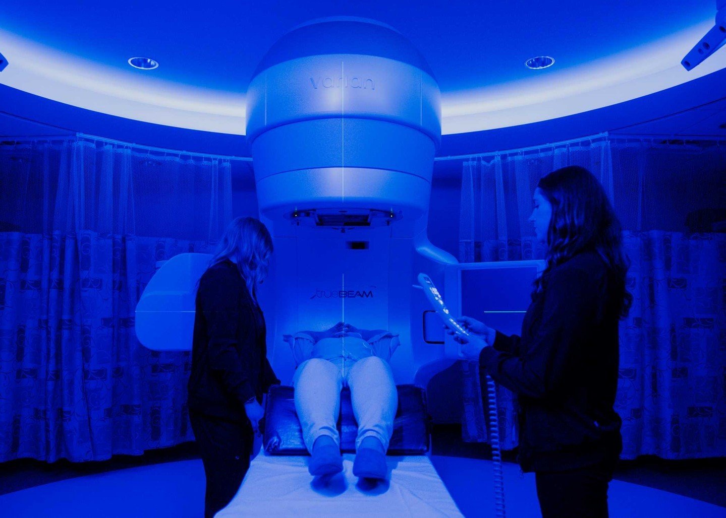 In the simplest of terms, the goal of radiation therapy is to destroy as many cancer cells as possible, while limiting harm to healthy cells and tissue. 
.
Learn more about radiation therapy, a targeted cancer treatment: #linkinbio