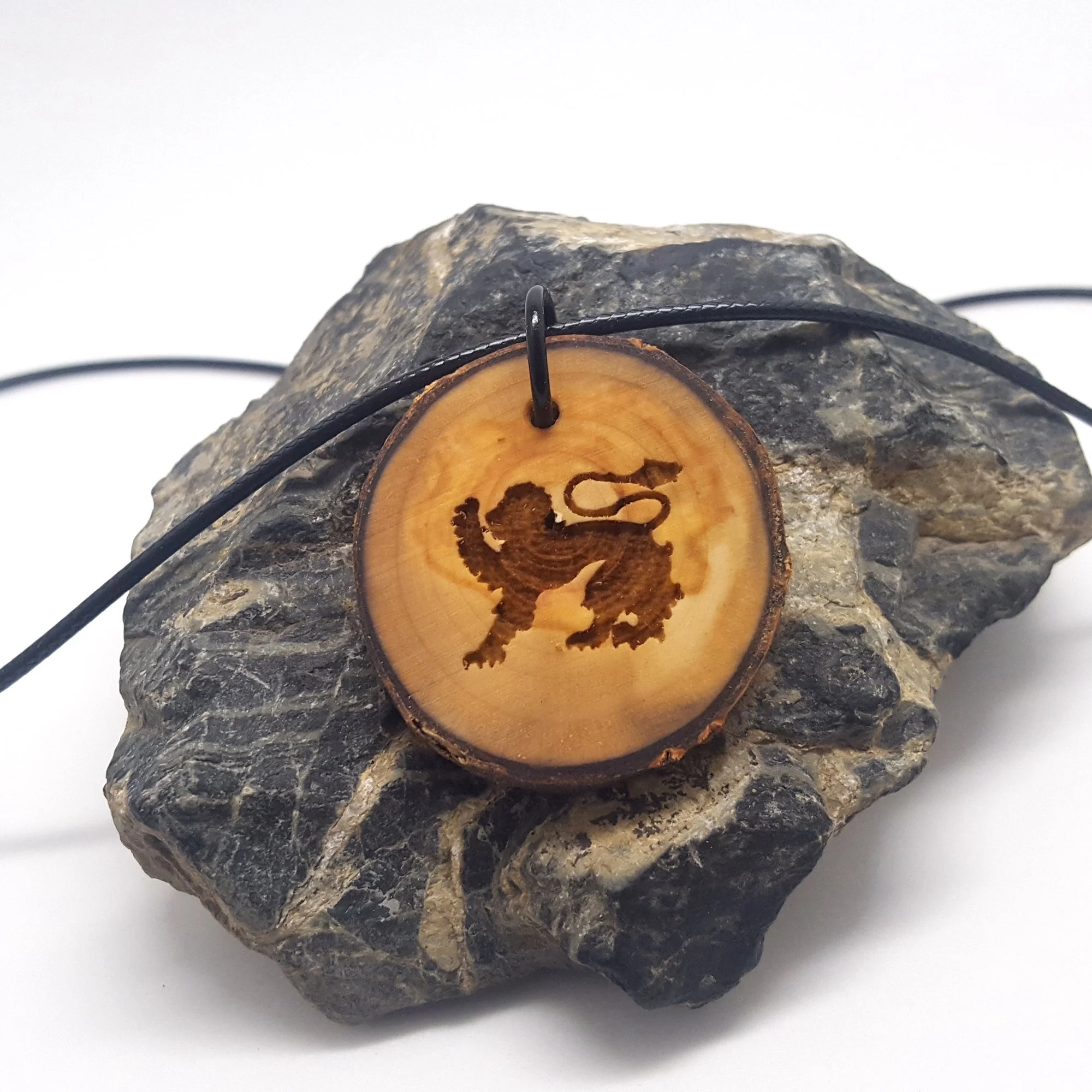 lion necklace 2.jpg