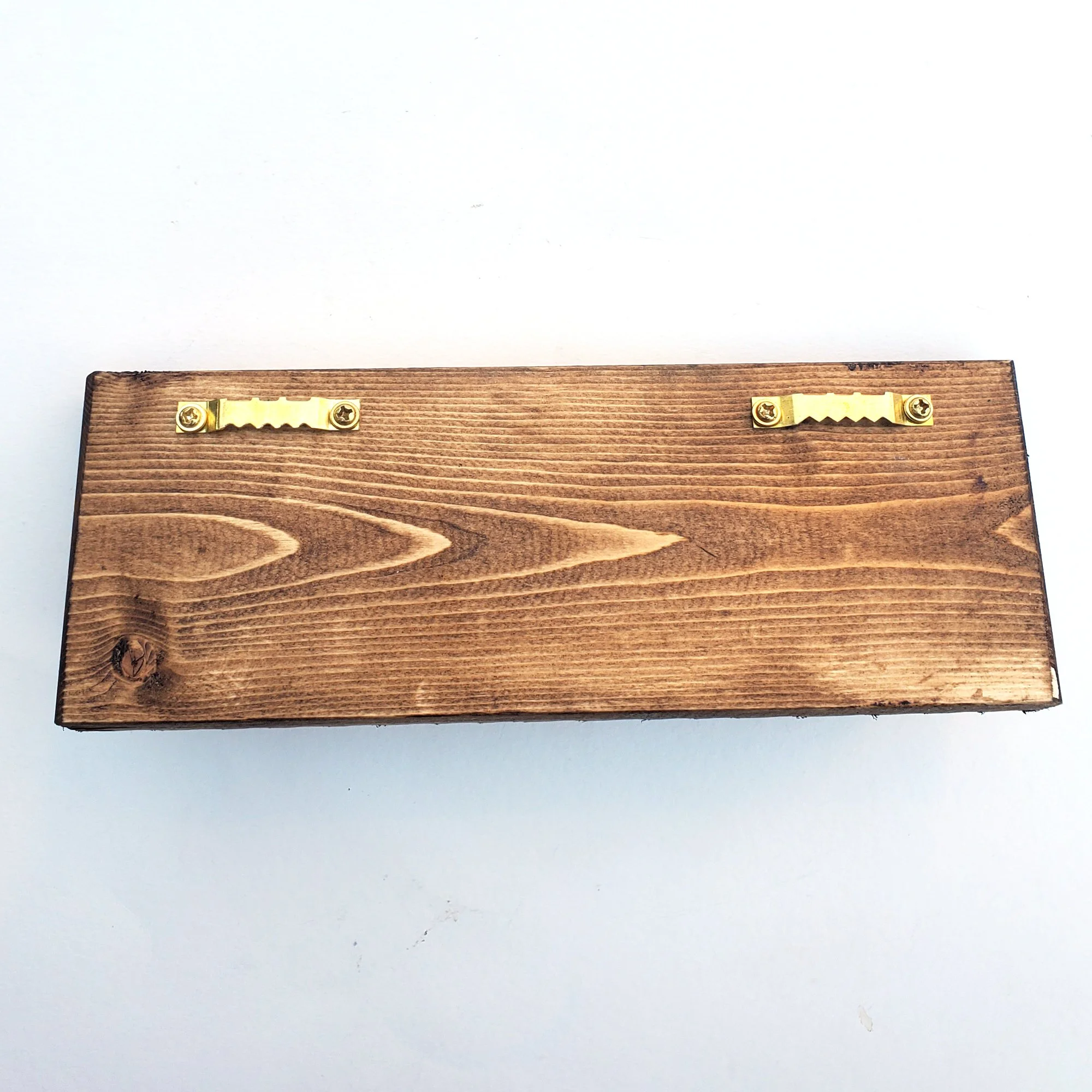 Sláinte Gaelic Sign Key Hanger, Celtic Irish Wooden Wall Mounted Hook Organizer