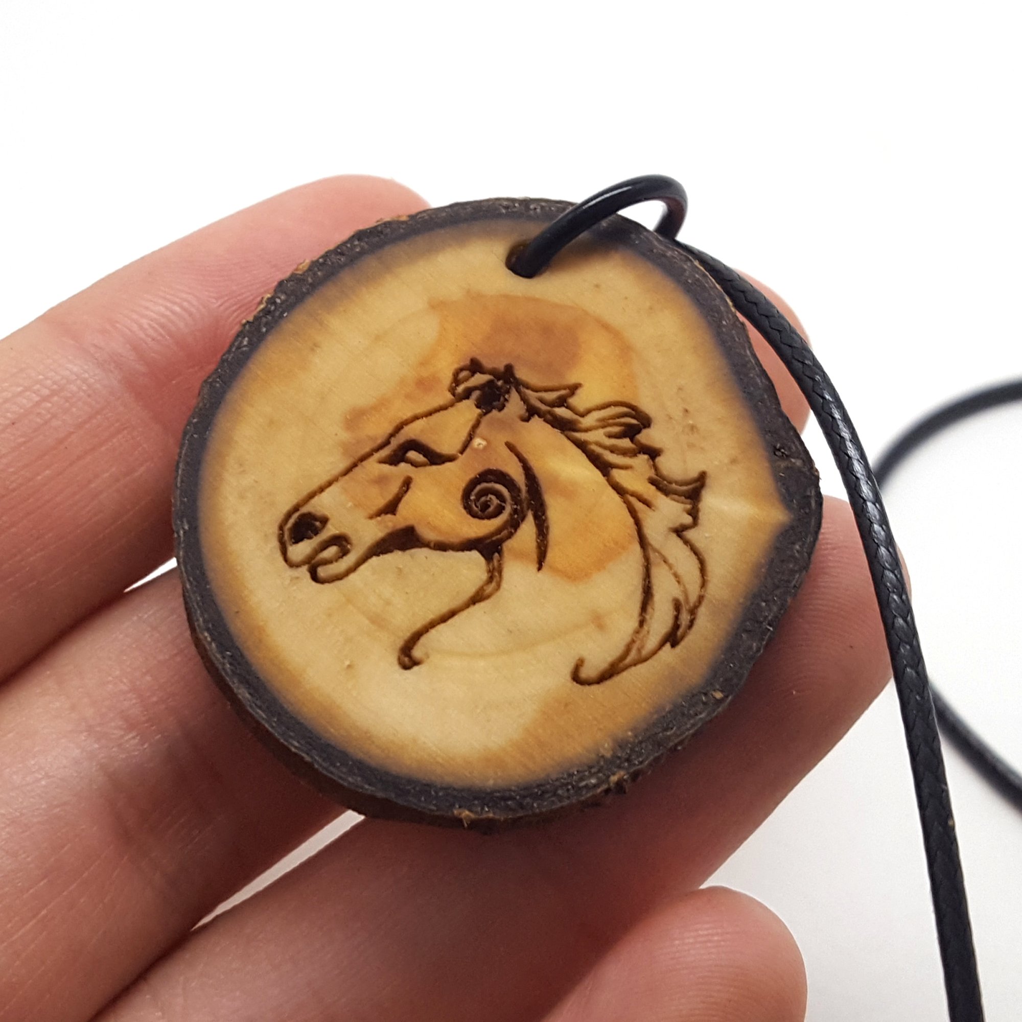 horse necklace 4.jpg