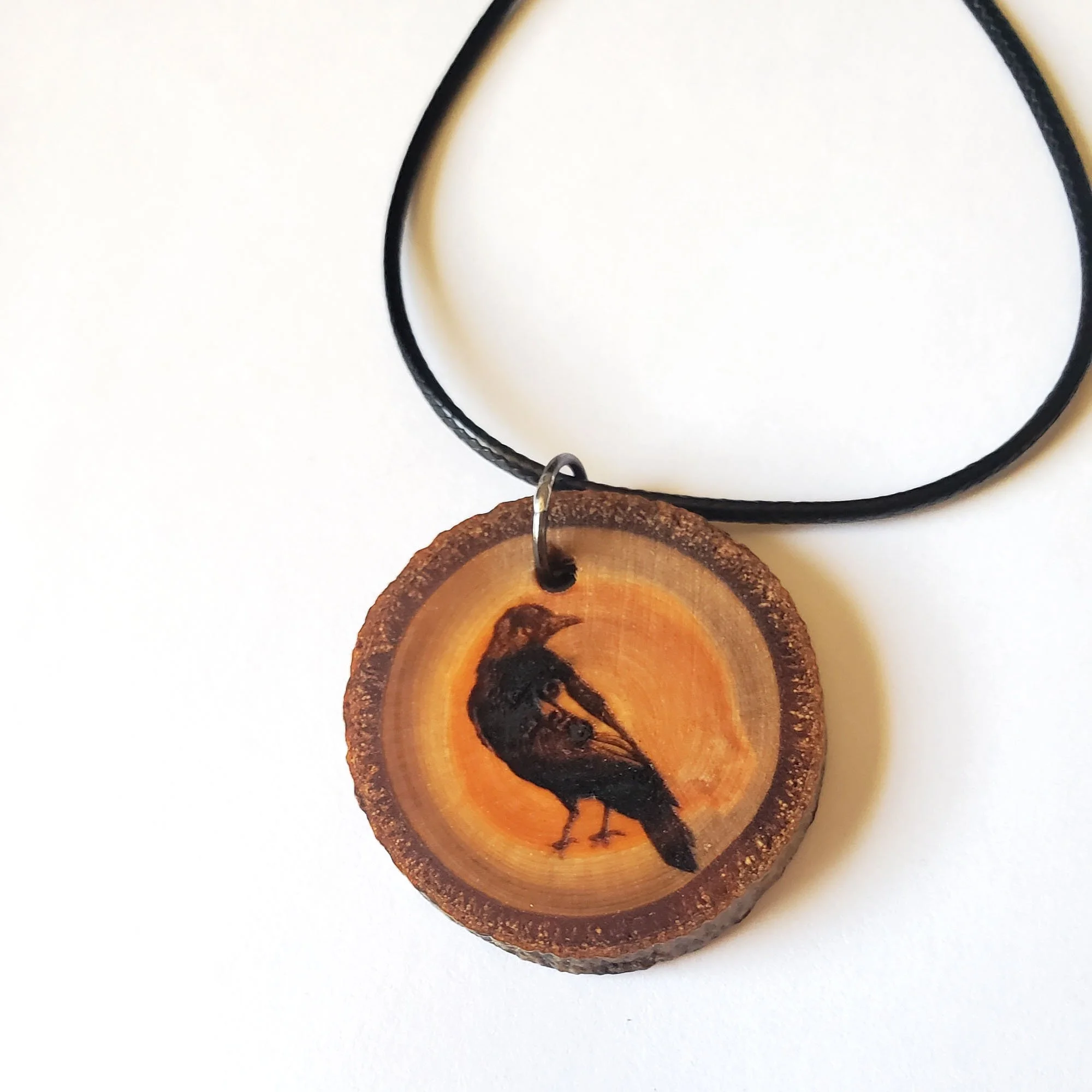 raven necklaec 6.jpg