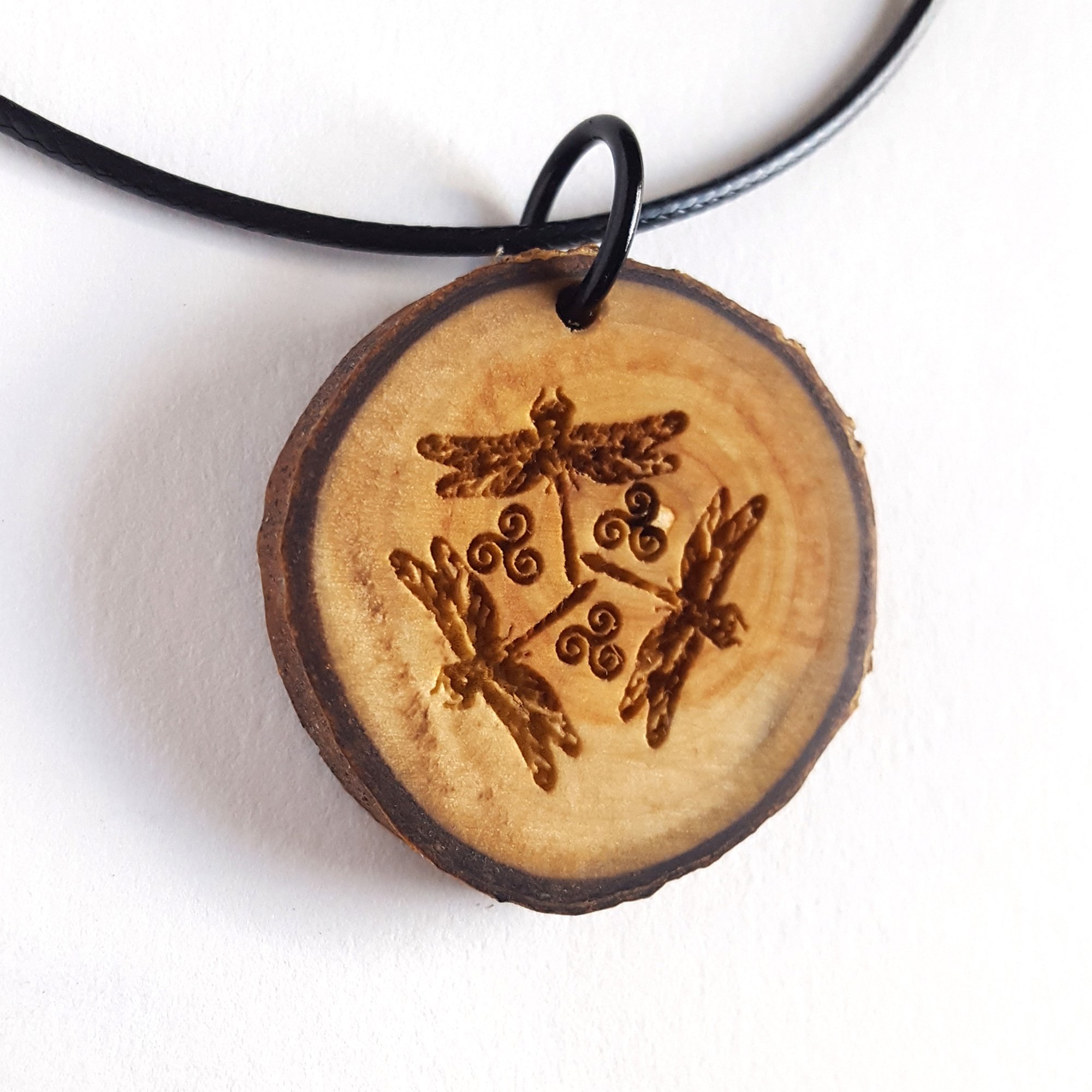 celtic dragonfly necklace 2.jpg