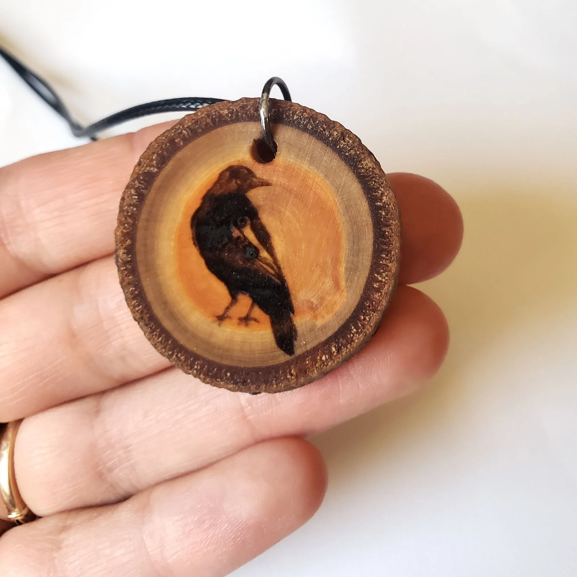 raven necklaec 5.jpg